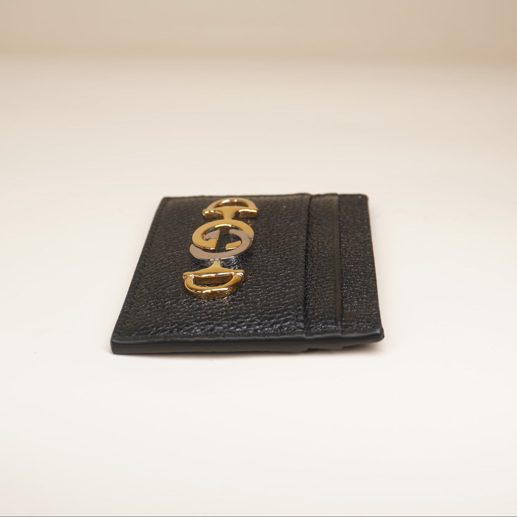 PRE-OWNED GG Black Leather Zumi Card Holder