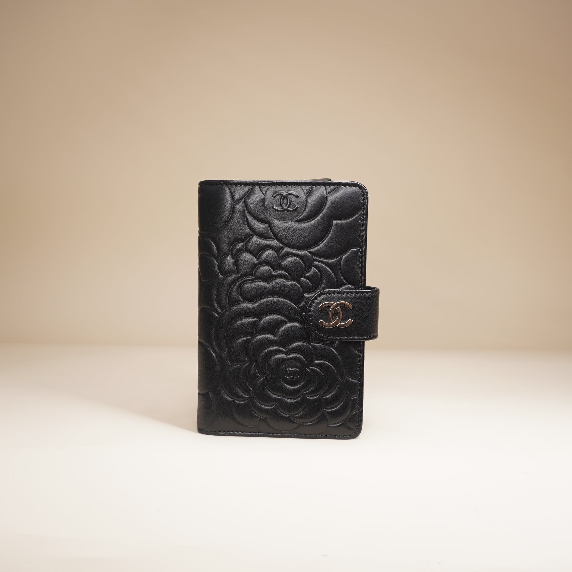 PRE-OWNED Black Leather CC Camellia French Wallet