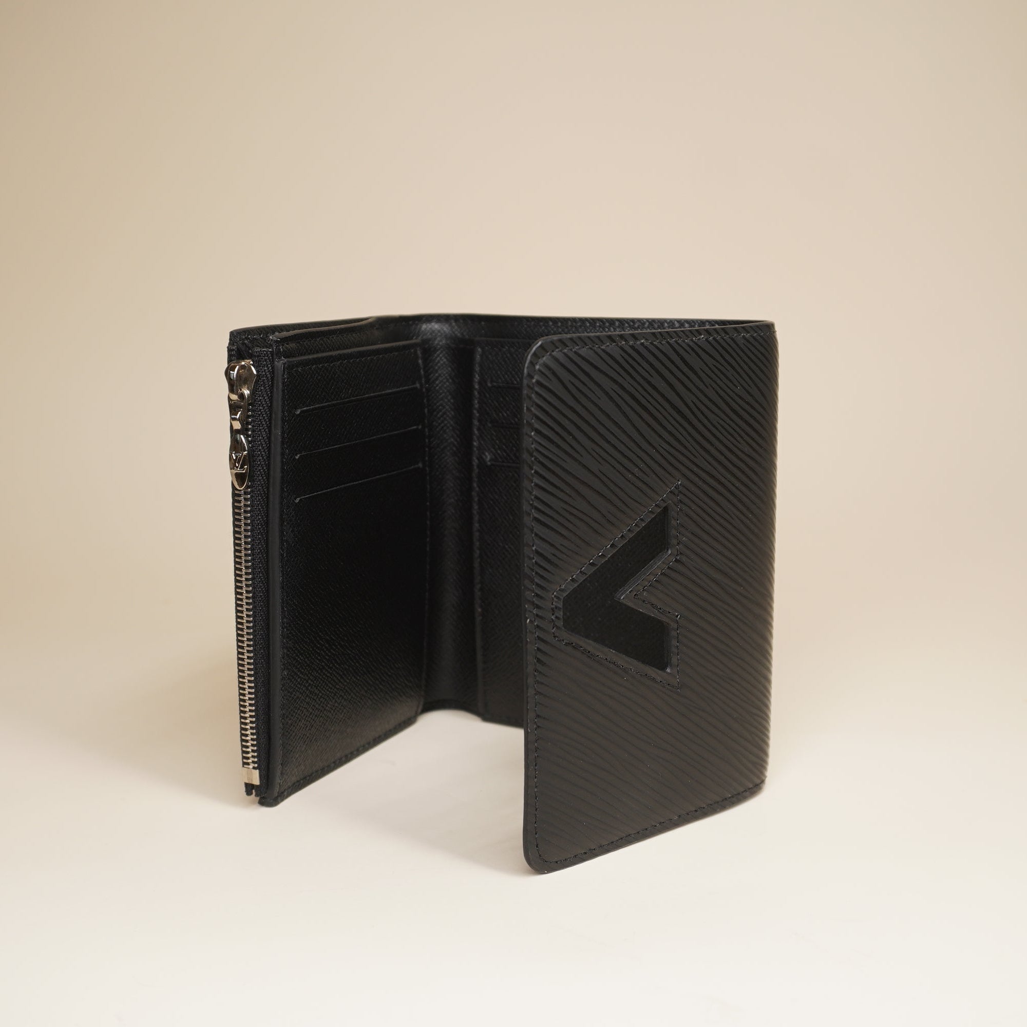 PRE-OWNED LV Twist Black Calfskin Short Wallet