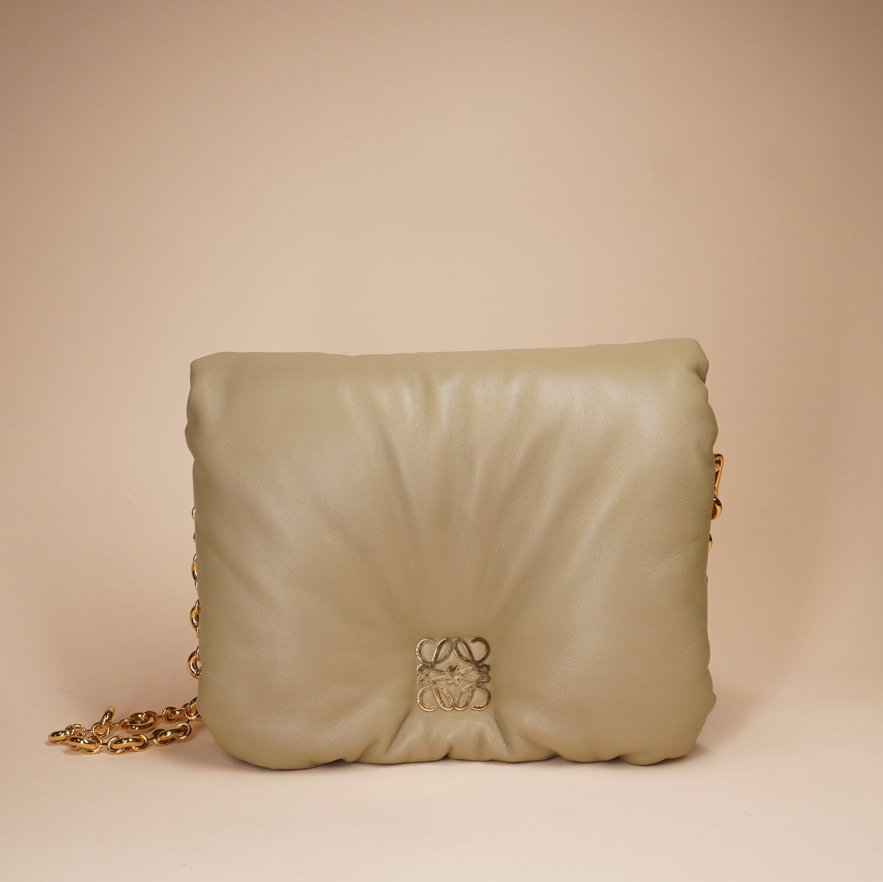 PRE-OWNED Green Goya Puffer Bag Leather Medium Shoulder Bag