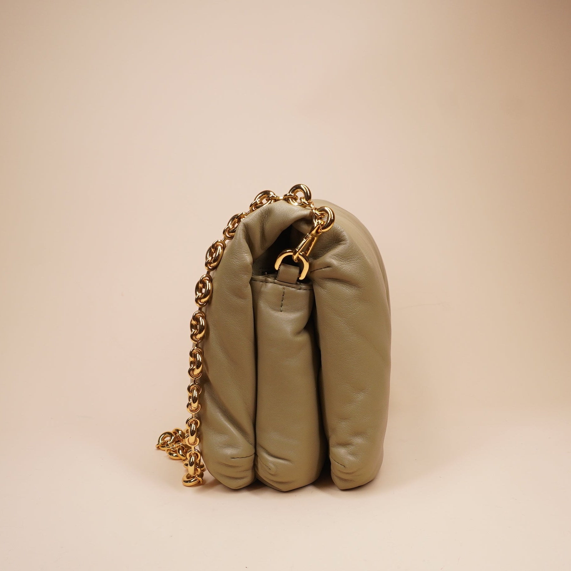 PRE-OWNED Green Goya Puffer Bag Leather Medium Shoulder Bag