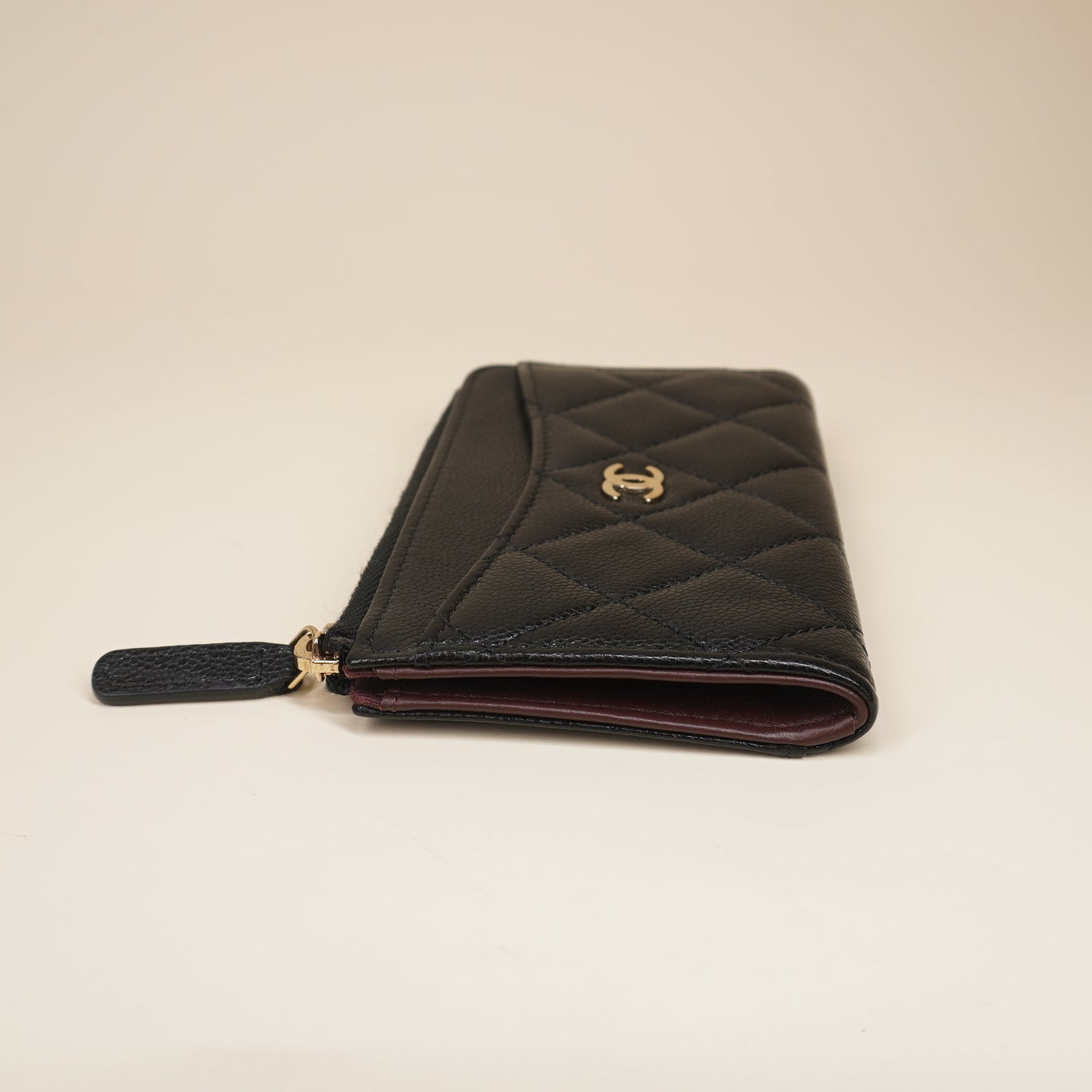 PRE-OWNED Caviar Quilted CC Zip Around Card Holder Black