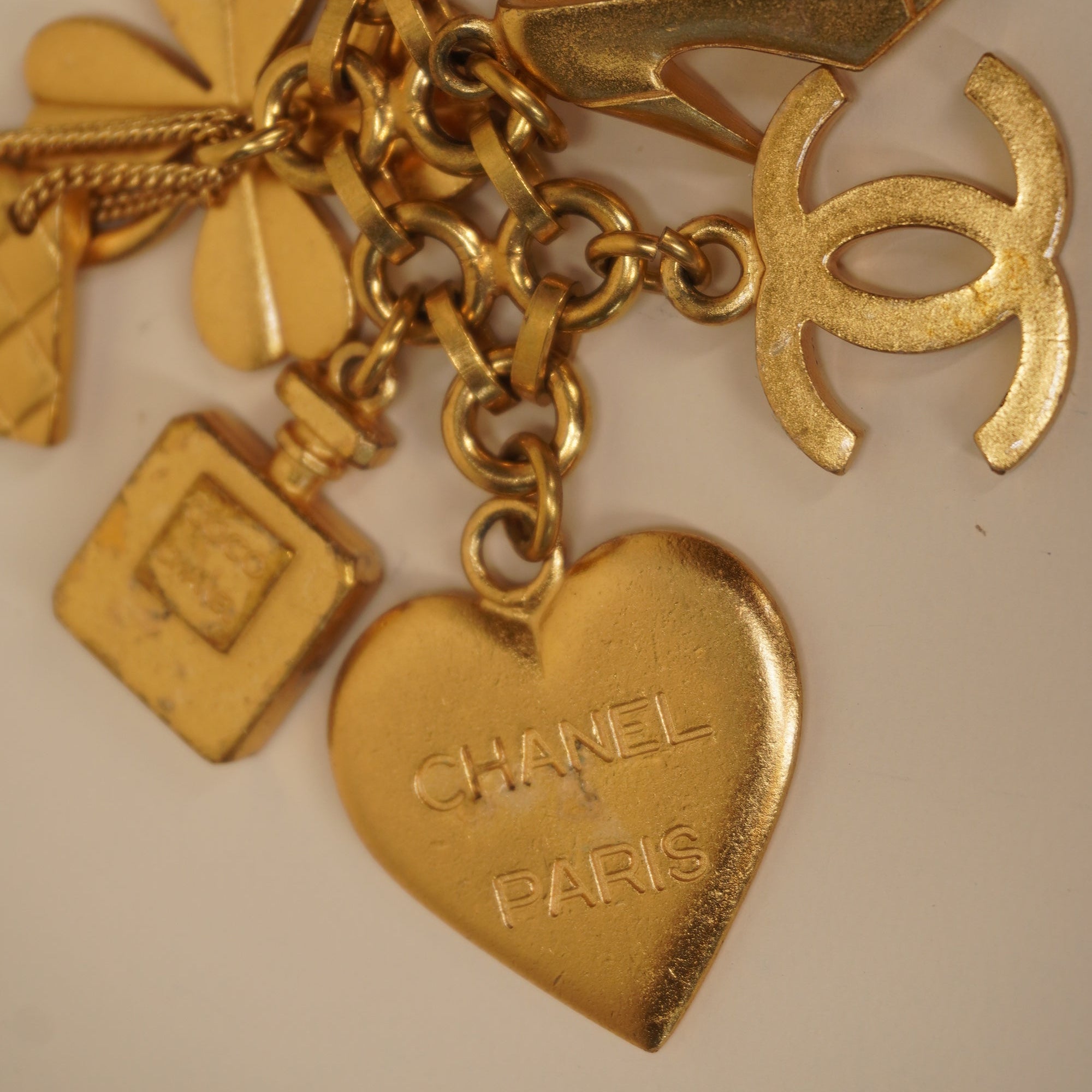 PRE-OWNED Gold Toned Hardware Icon Chain Belt