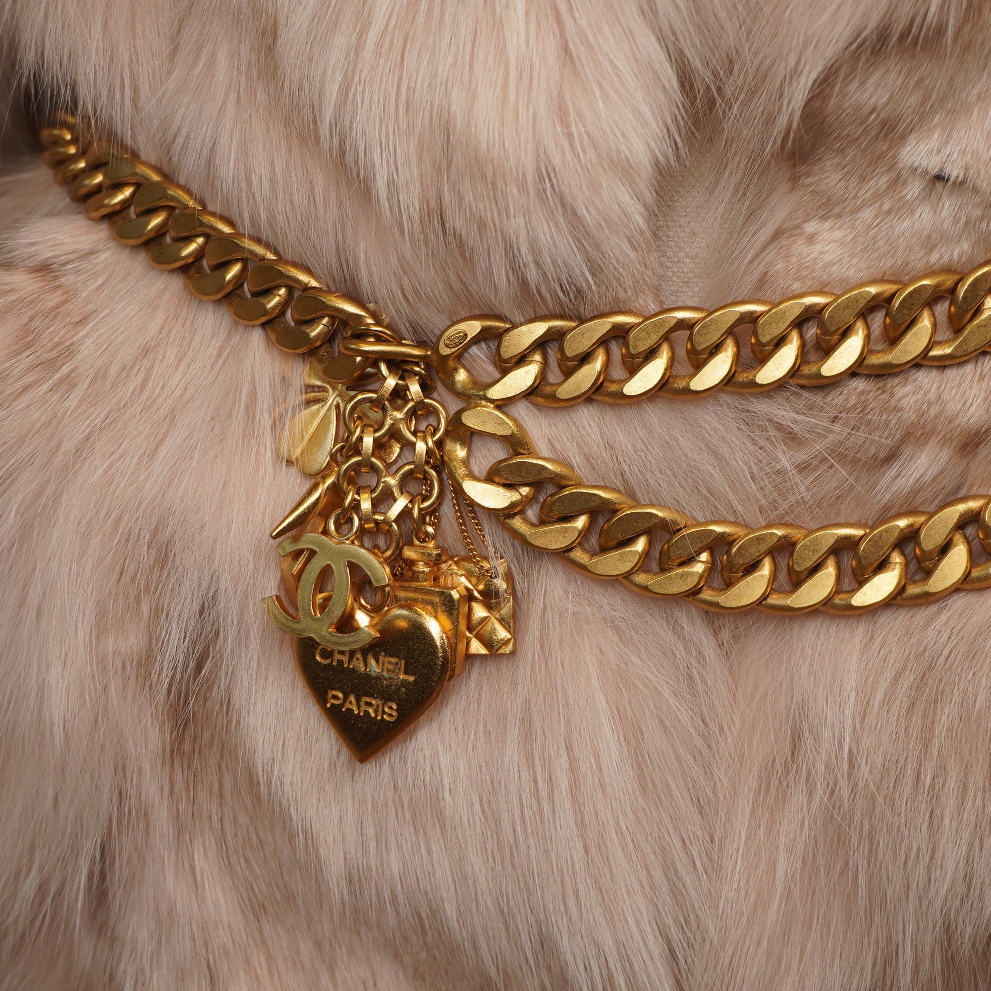 PRE-OWNED Gold Toned Hardware Icon Chain Belt