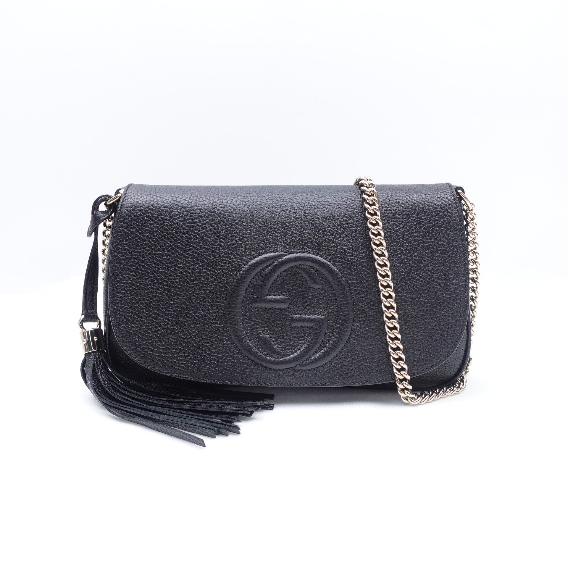 Bolso bandolera Soho GG de piel granulada negra con borlas USADO