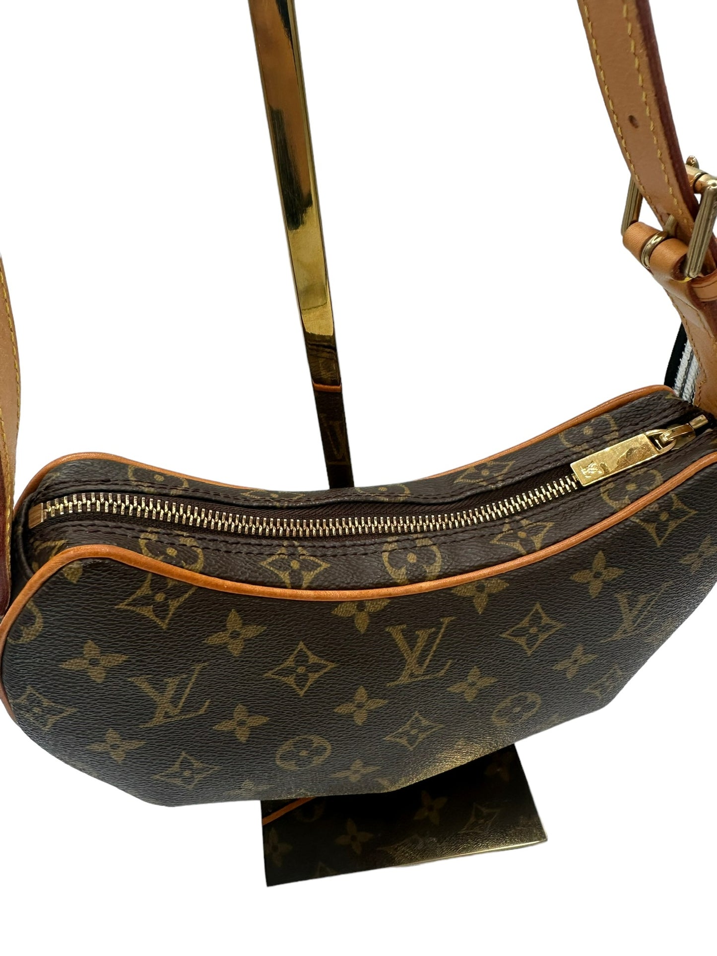 LOUIS VUITTON - Croissant PM Handbag