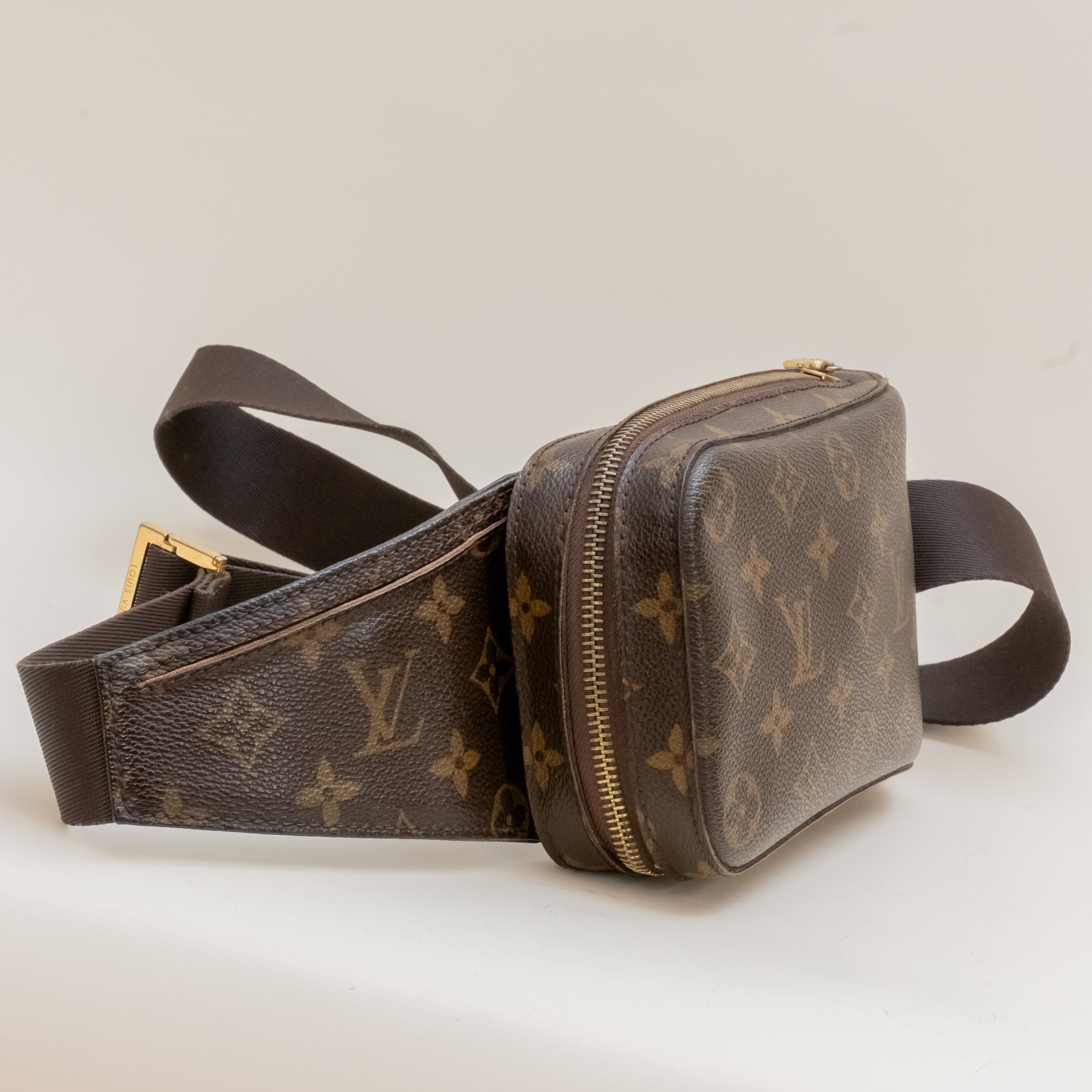 PRE-OWNED LV Monogram Canvas Geronimos Crossbody Bag