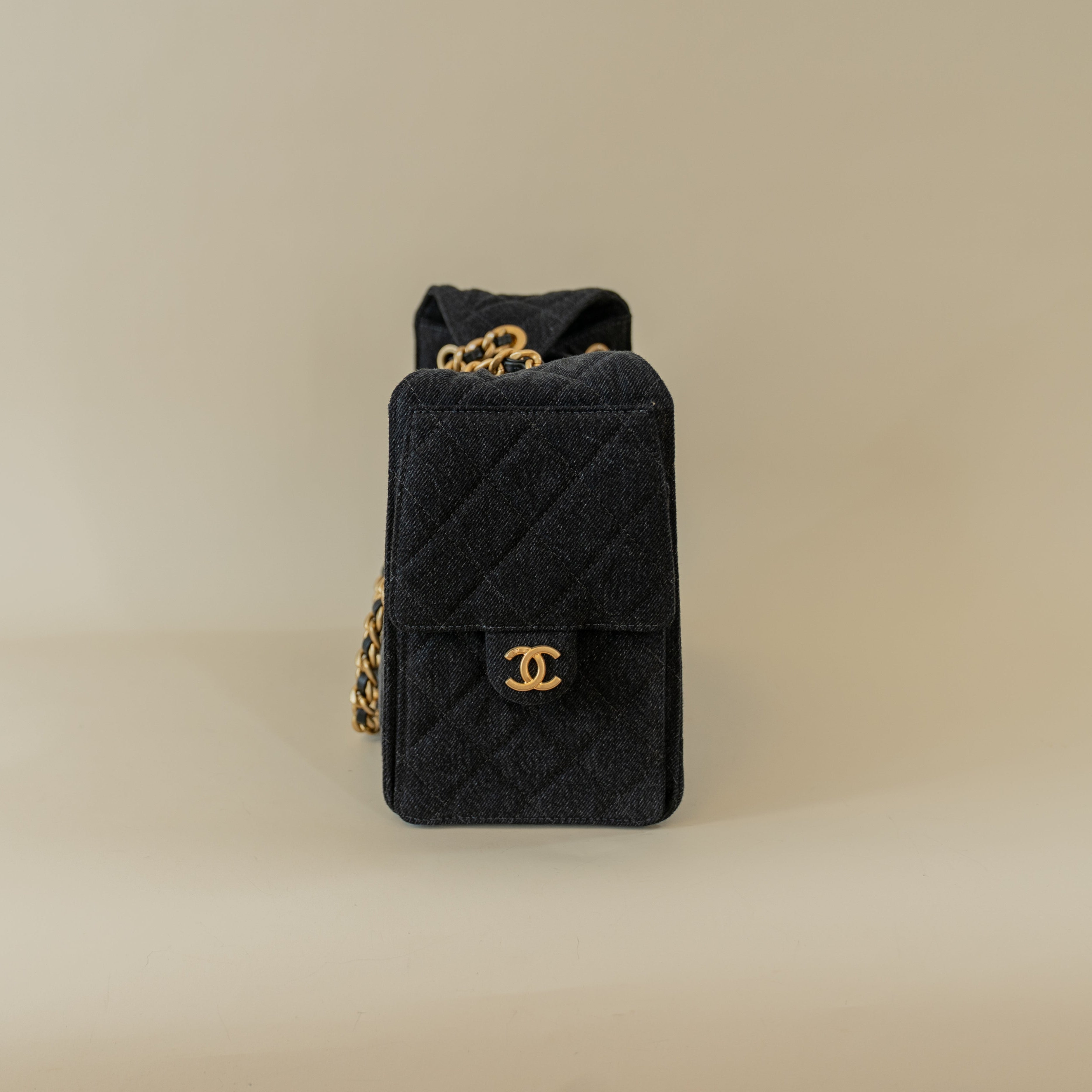 PRE-OWNED Denim Quilted Small Chanel 25 Handbag Black