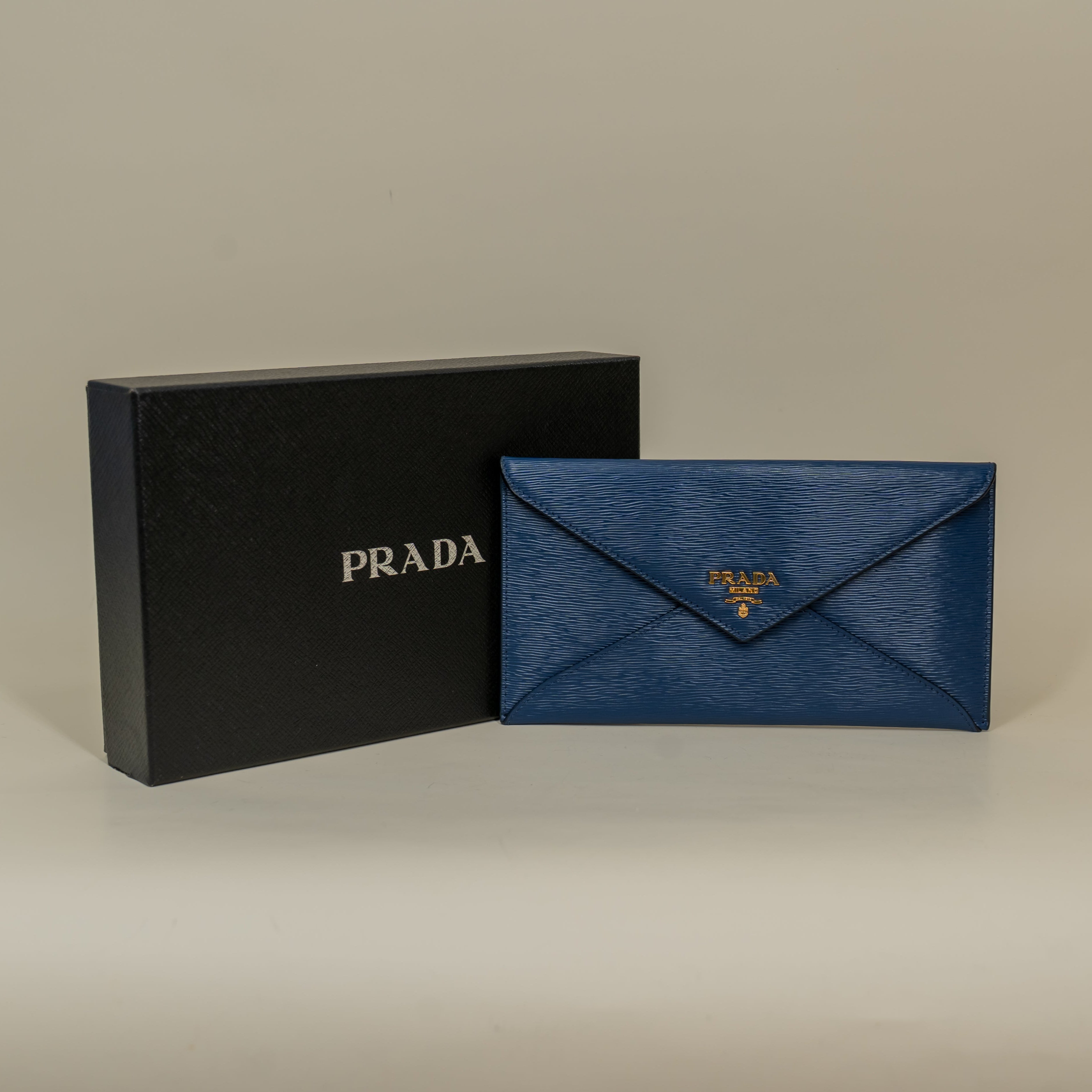 PRE-OWNED Vitello Move Envelope Wallet Navy