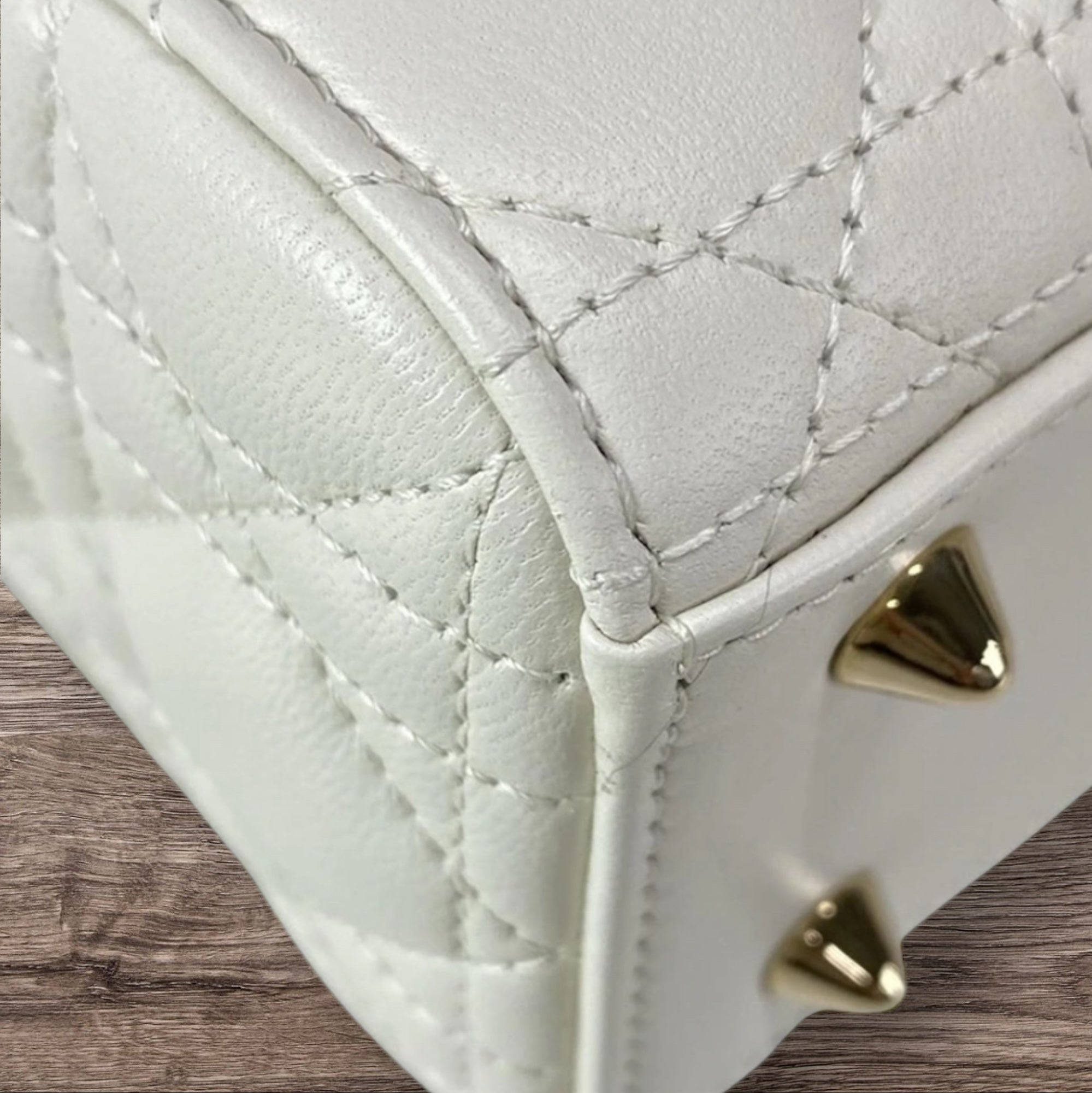 PRE-ORDER LADY DIOR PART 1