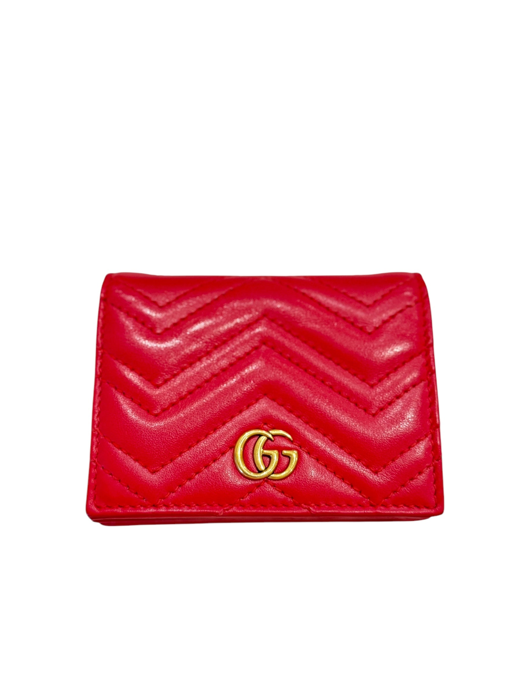 Tarjetero GG Marmont de piel acolchada en color rojo GG Hibiscus de segunda mano