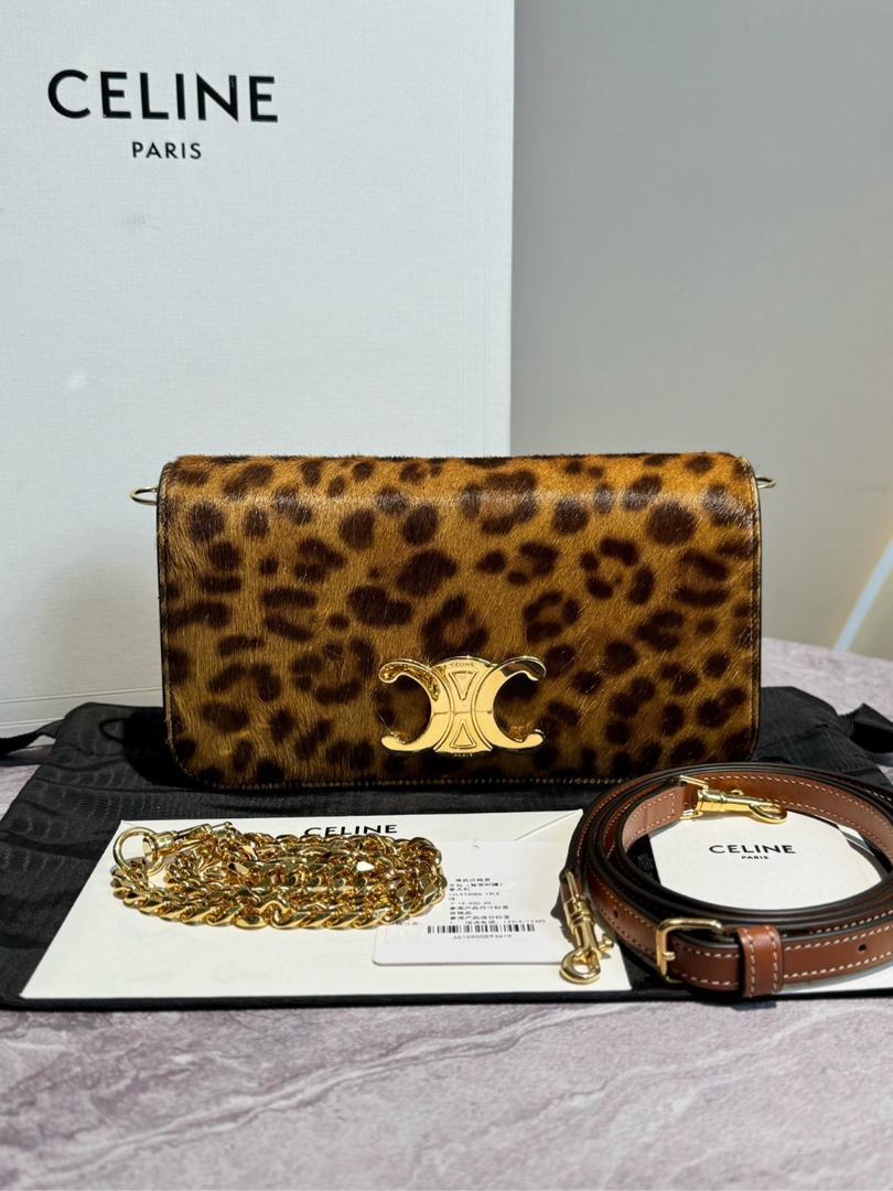 PRE-ORDEN Pony Hair Leopard Print Triomphe Chain Shoulder Bag Multicolor ( I Parte)