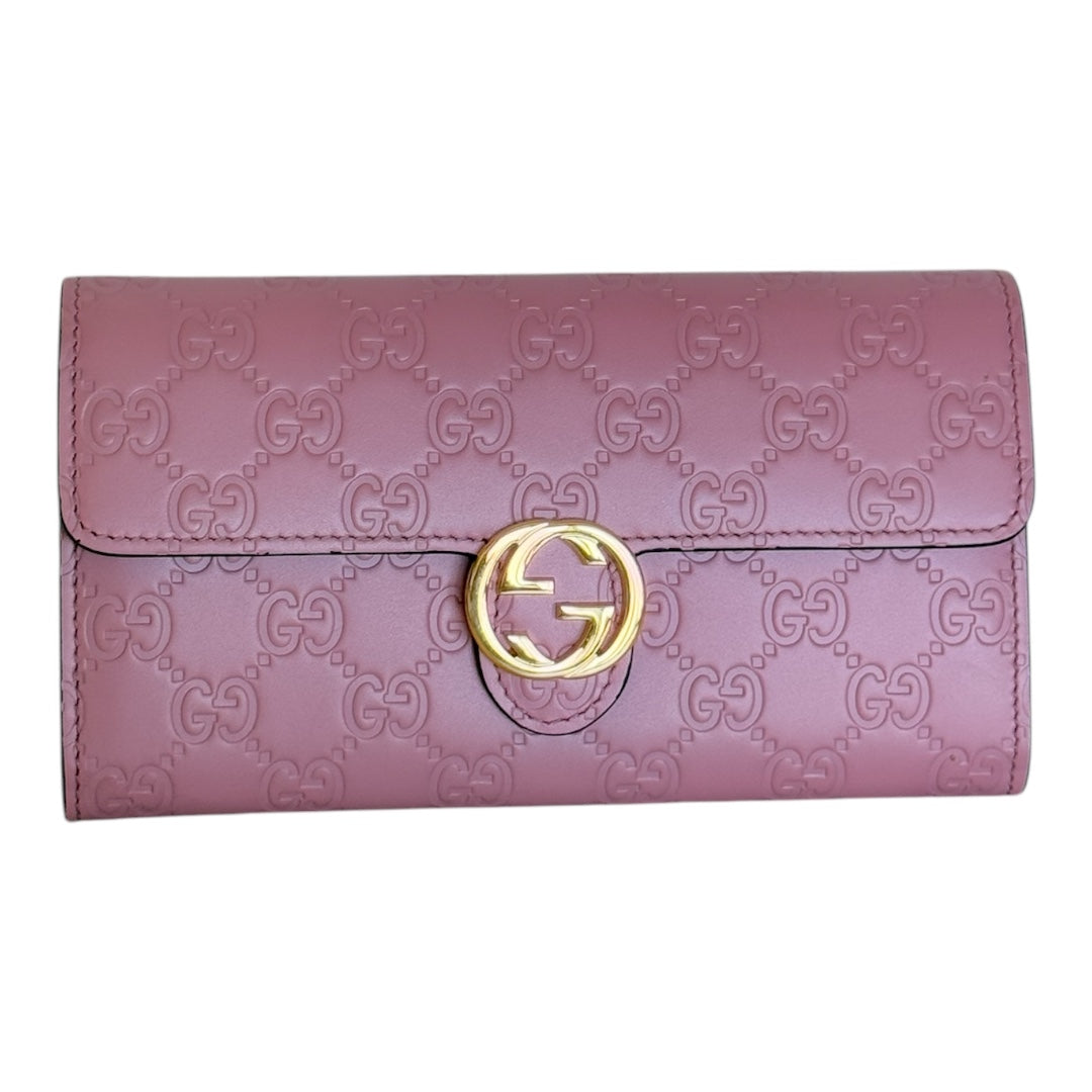 Cartera larga de piel de becerro rosa GG de segunda mano