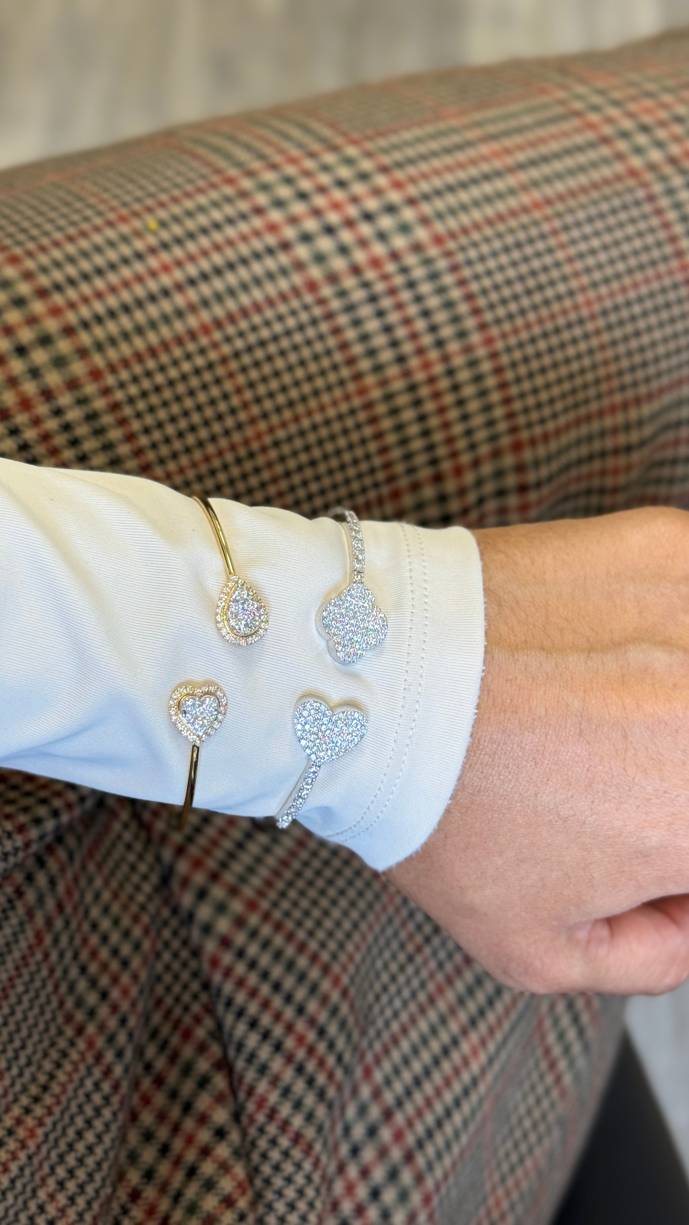 14K Yellow Gold Natural Diamond Heart Cluster Bangle – 0.95ct