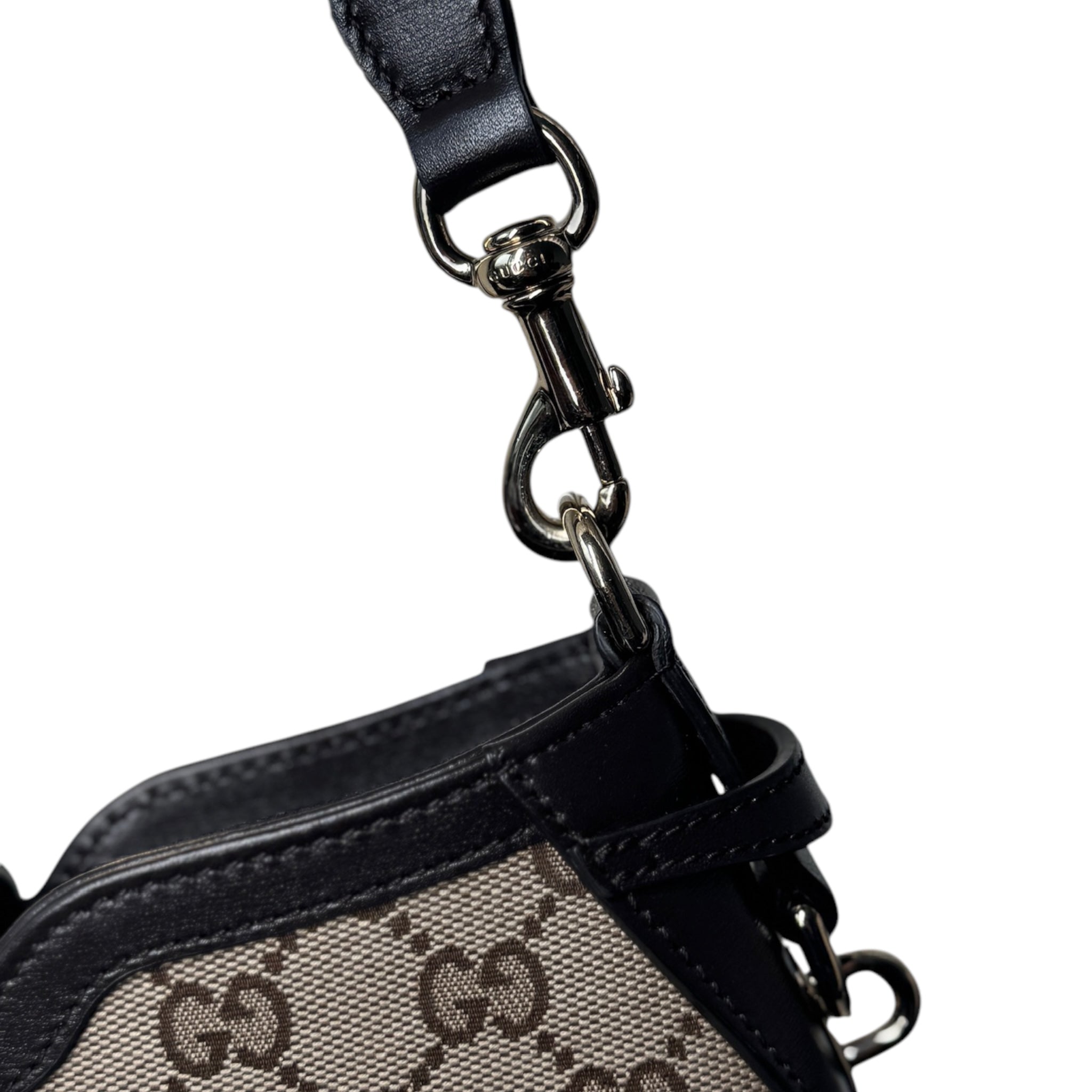 Bolso de hombro tipo hobo Moon Side de lona GG USADO
