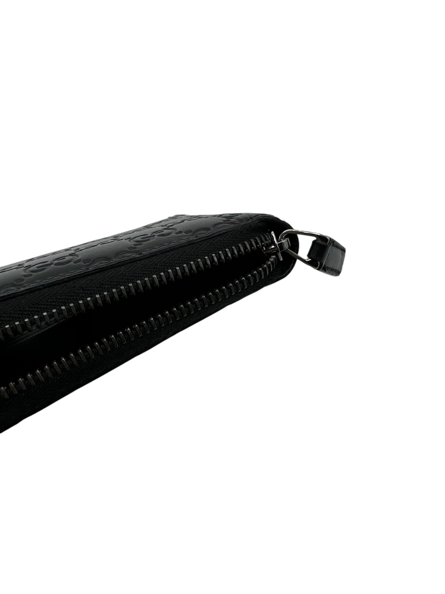 PRE-OWNED GG Black Calfskin Zipper Wallet