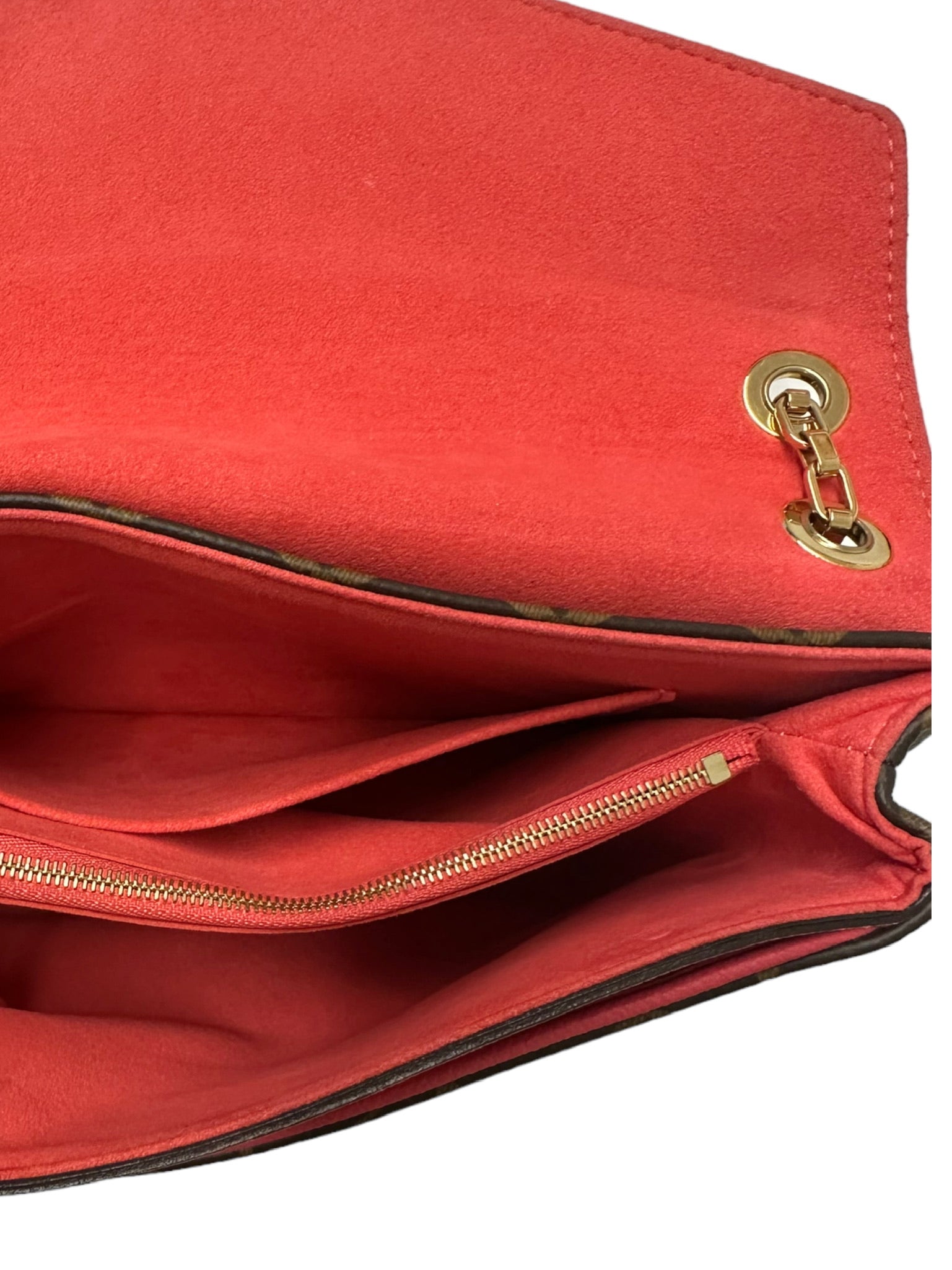 LOUIS VUITTON - Cadena Monogram Pallas Cherry