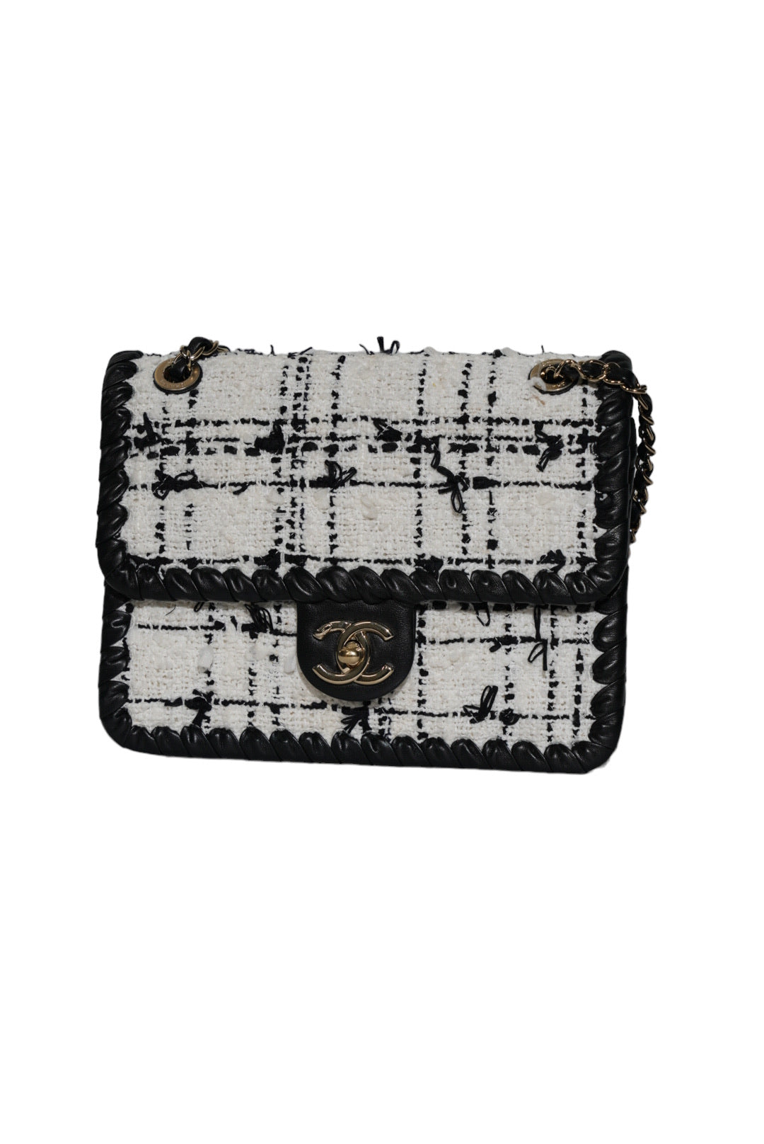 CHANEL - Piel de becerro trenzada en tweed