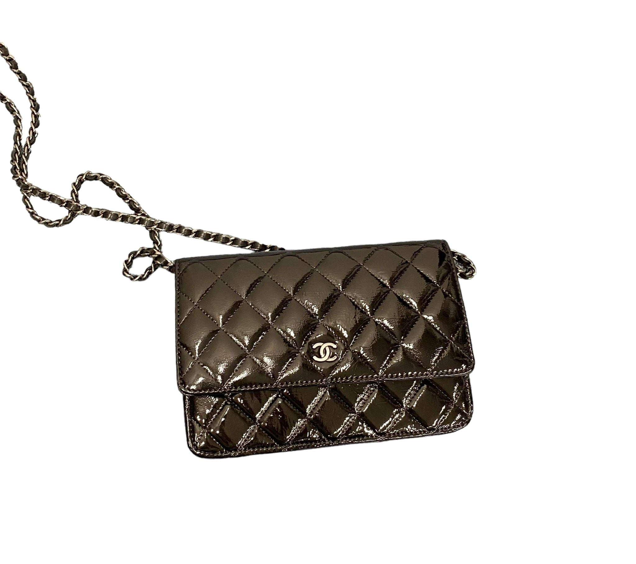 CHANEL - Cartera con cadena cruzada