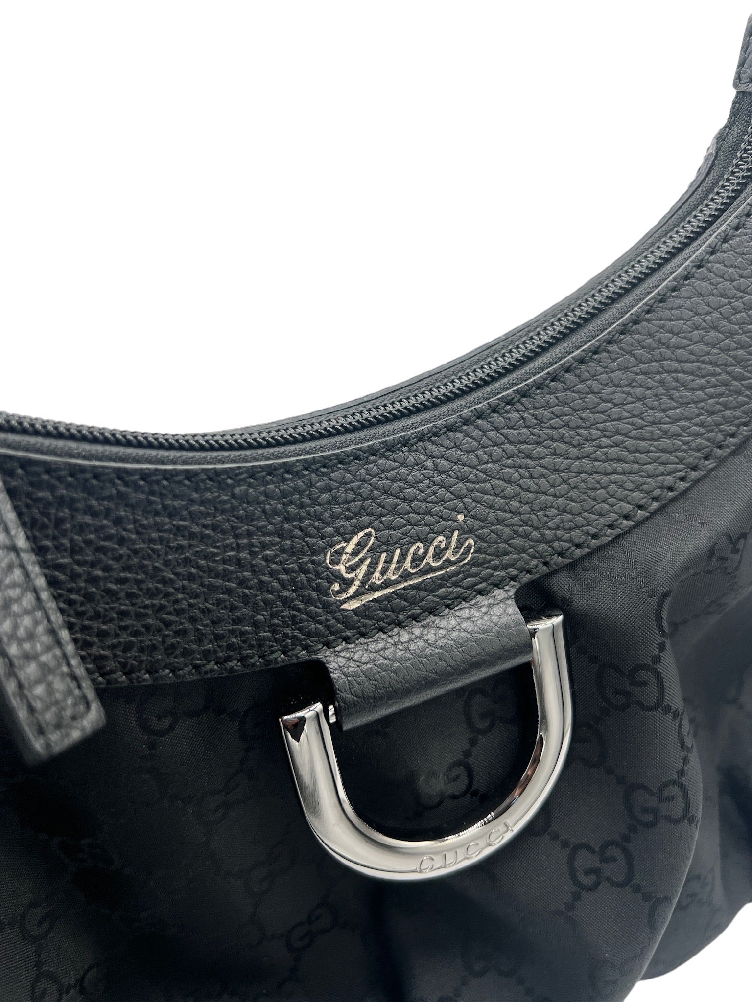 GUCCI - Bolso de hombro de lona con motivo GG en color negro
