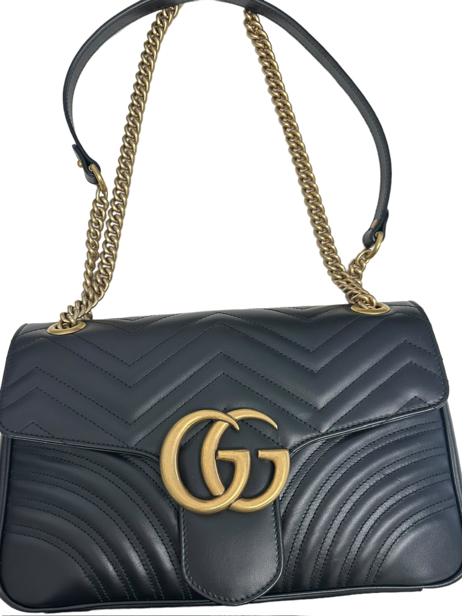 GUCCI - Bolso mediano GG Marmont de piel matelasse negra