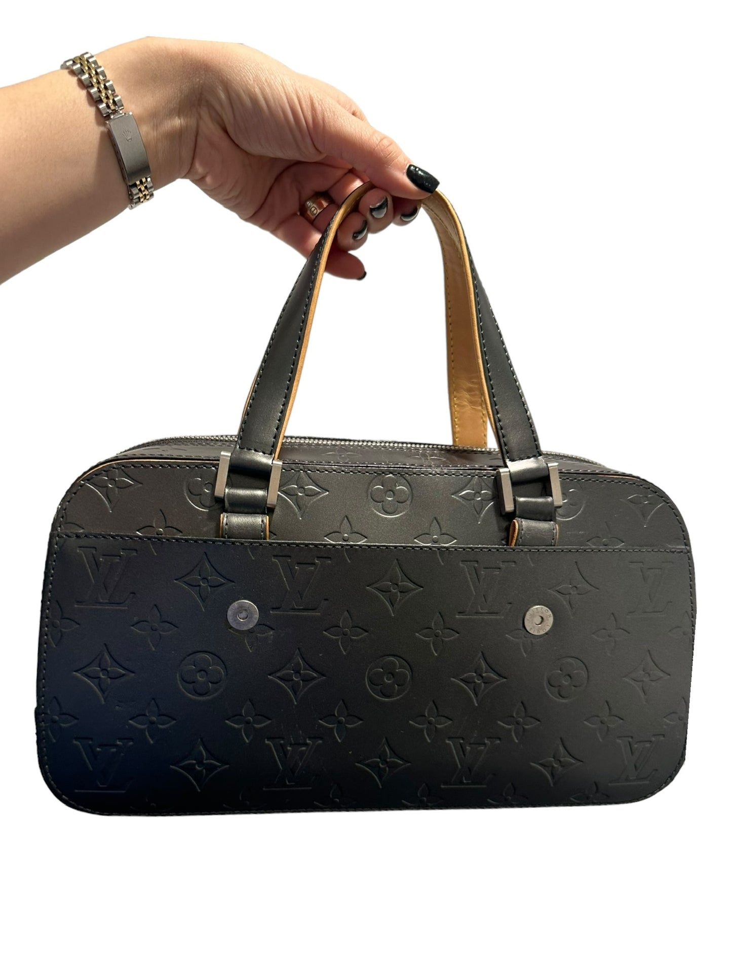 LOUIS VUITTON - Gray Monogram Mat Shelton