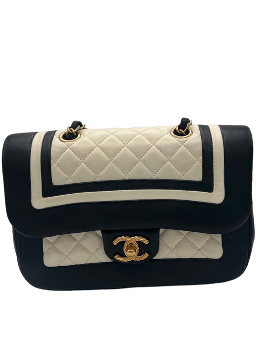 CHANEL - Paris-Cosmopolite Textured CC Flap Bag