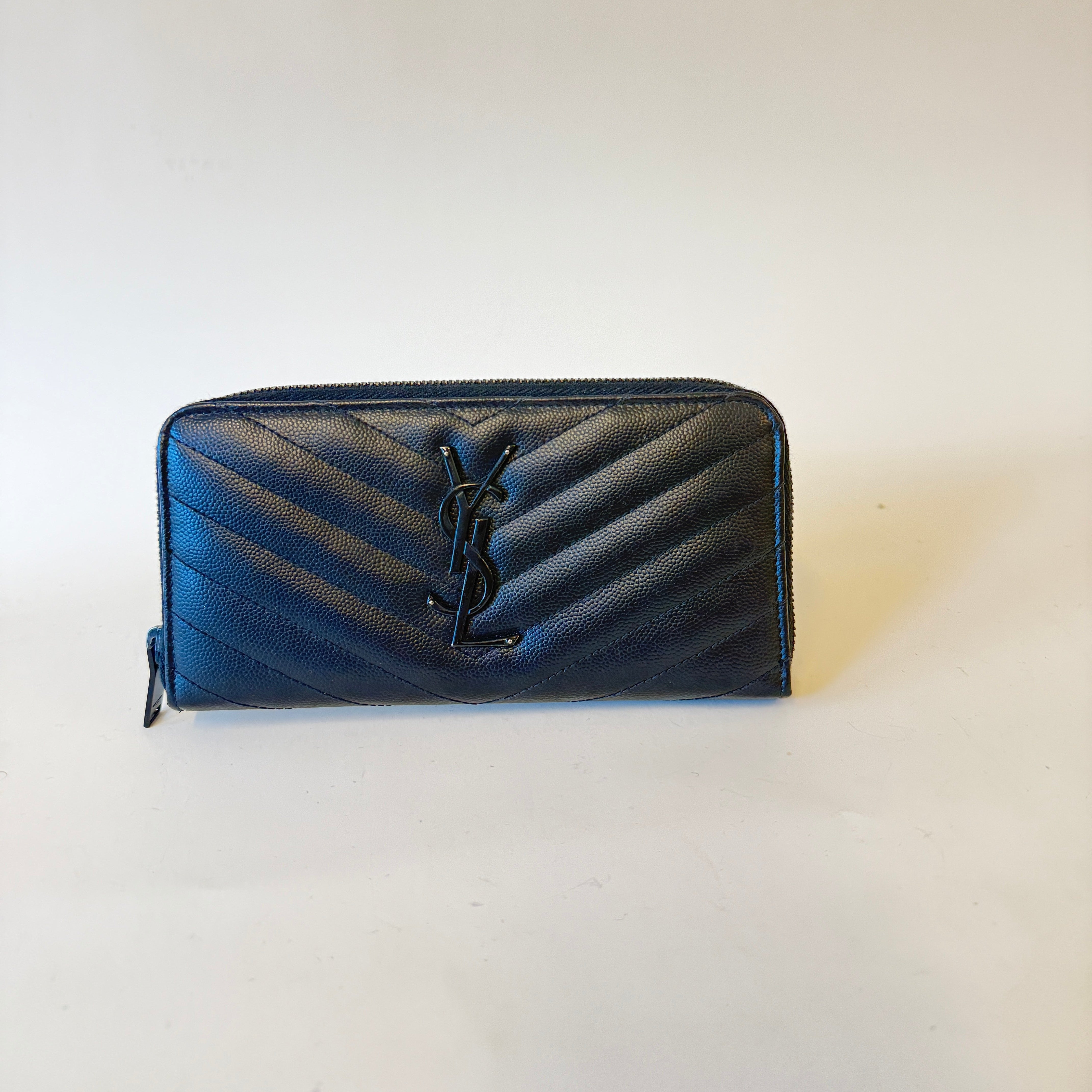 PRE-OWNED Large Zipper Black Wallet