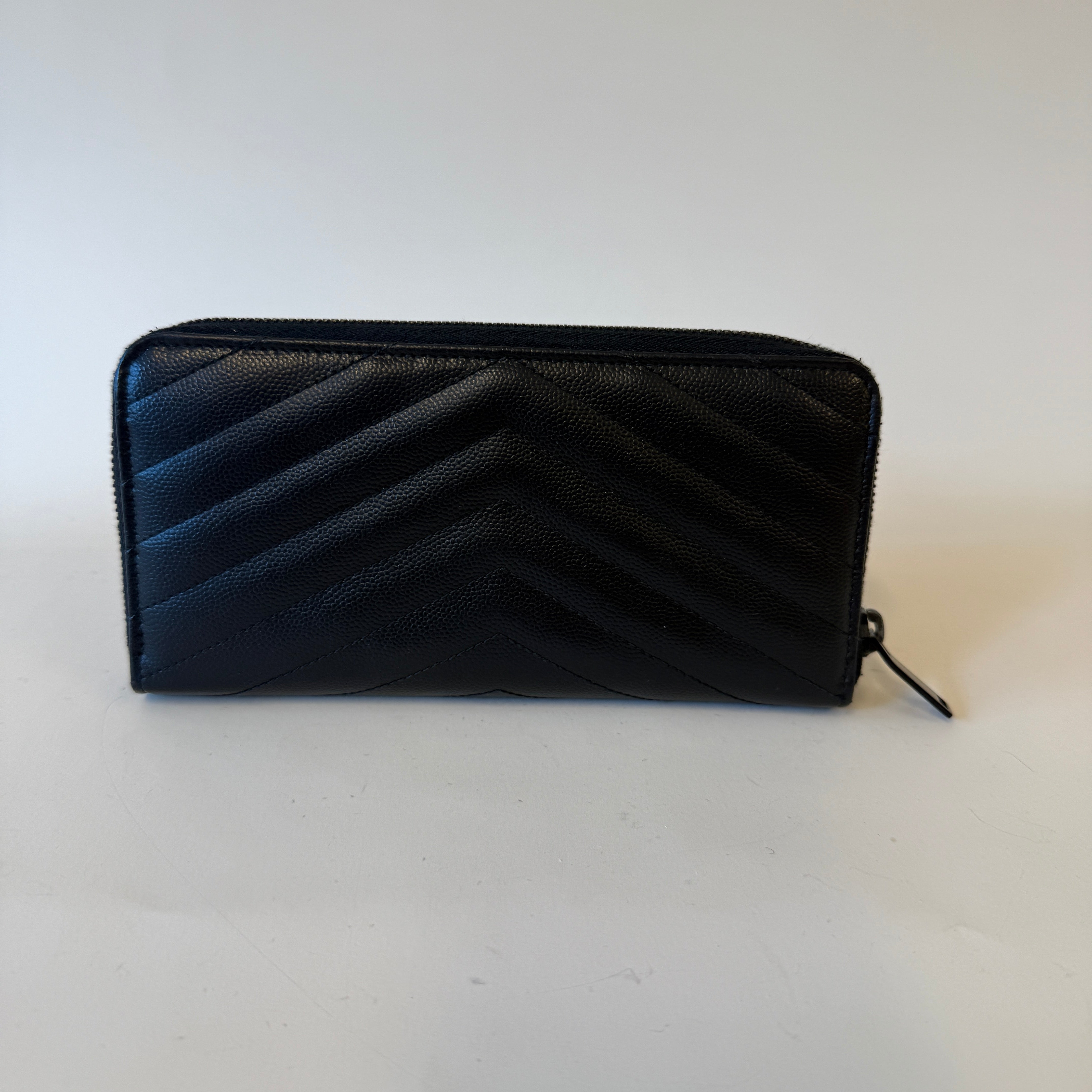 PRE-OWNED Large Zipper Black Wallet