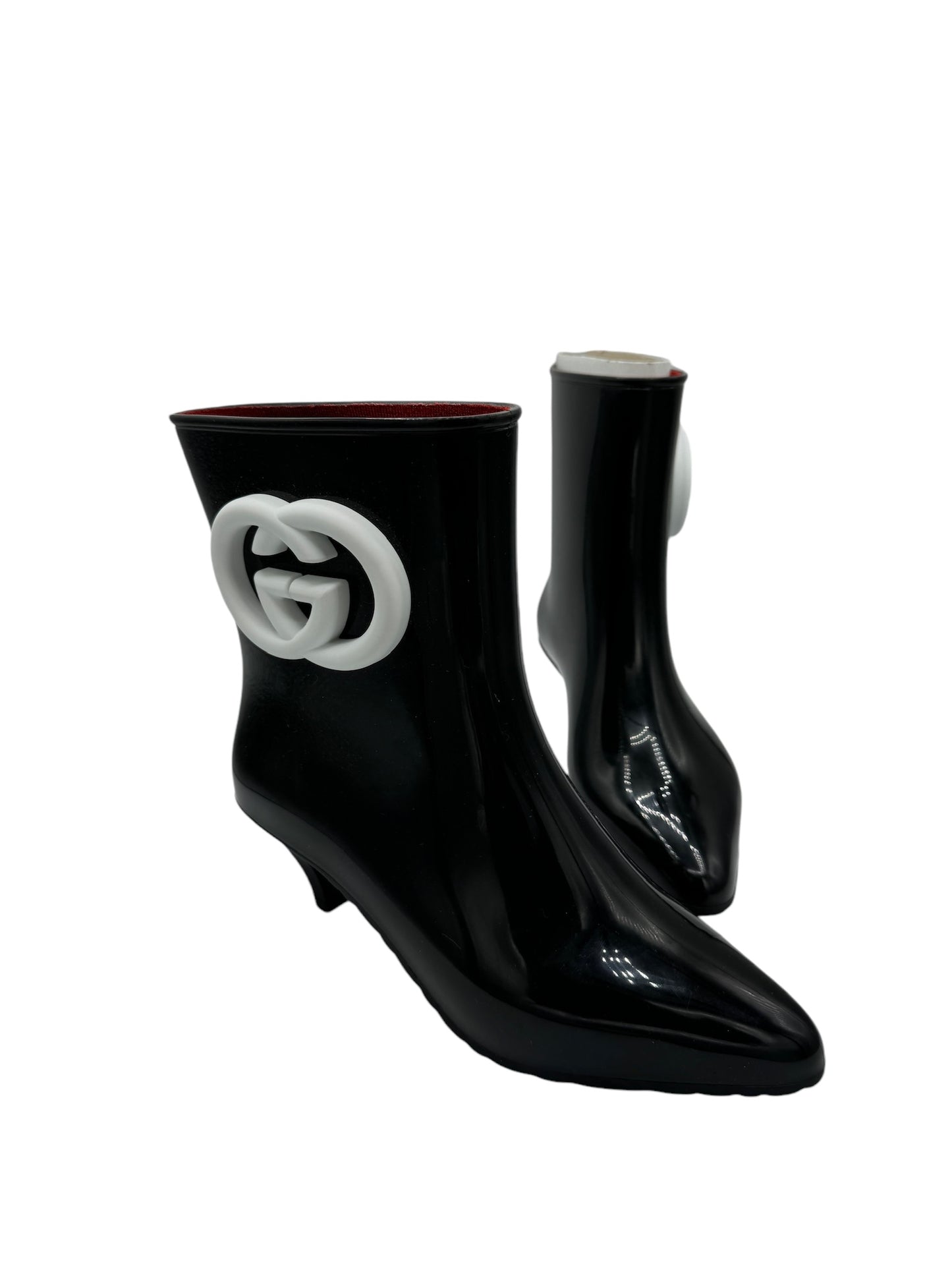 PRE-OWNED Black Interlocking GG Rubber Rain Boots