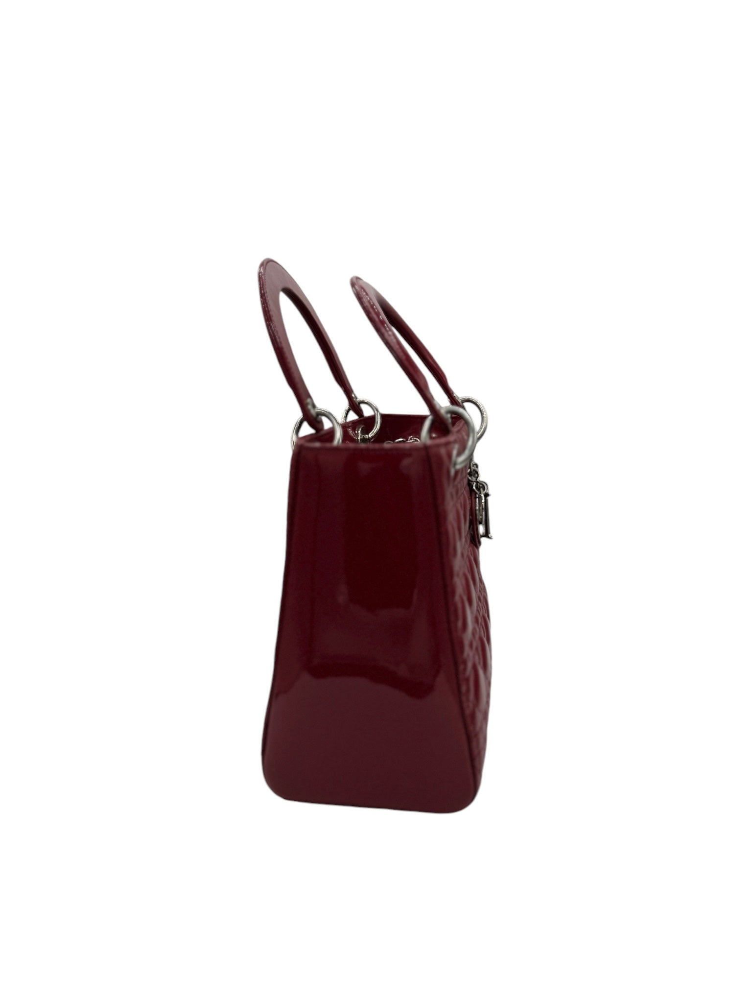 Bolso de hombro mediano Lady Dior de piel de charol roja de segunda mano