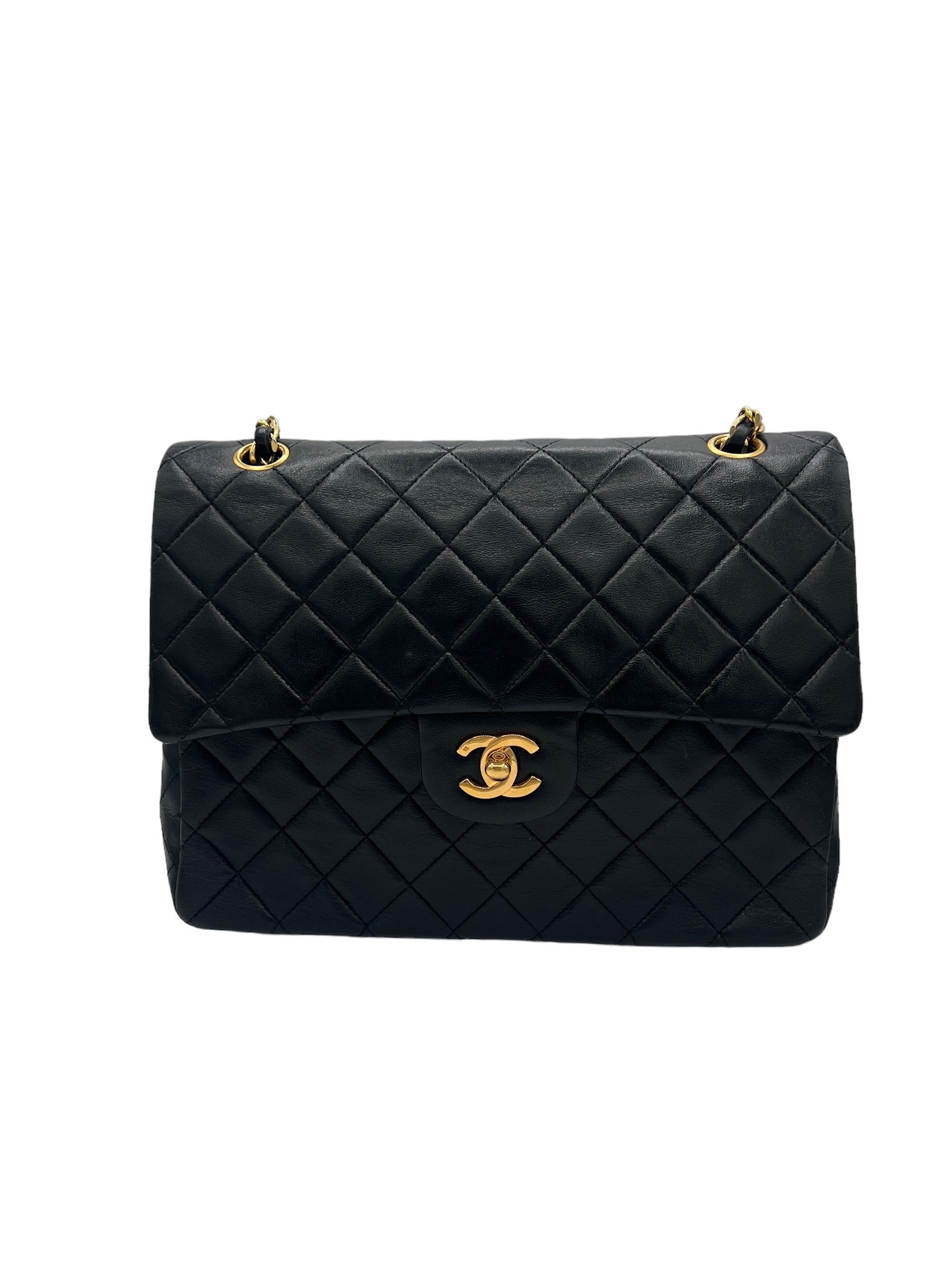 CHANEL - Bolso de hombro de piel de cordero con doble solapa Matelasse 