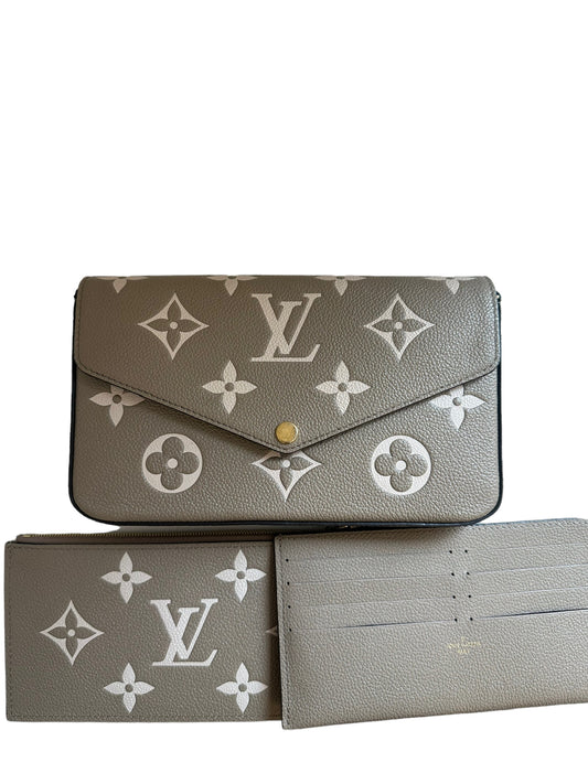 LOUIS VUITTON - Tourterelle Creme Empreinte Monogram Giant Félicie Pochette