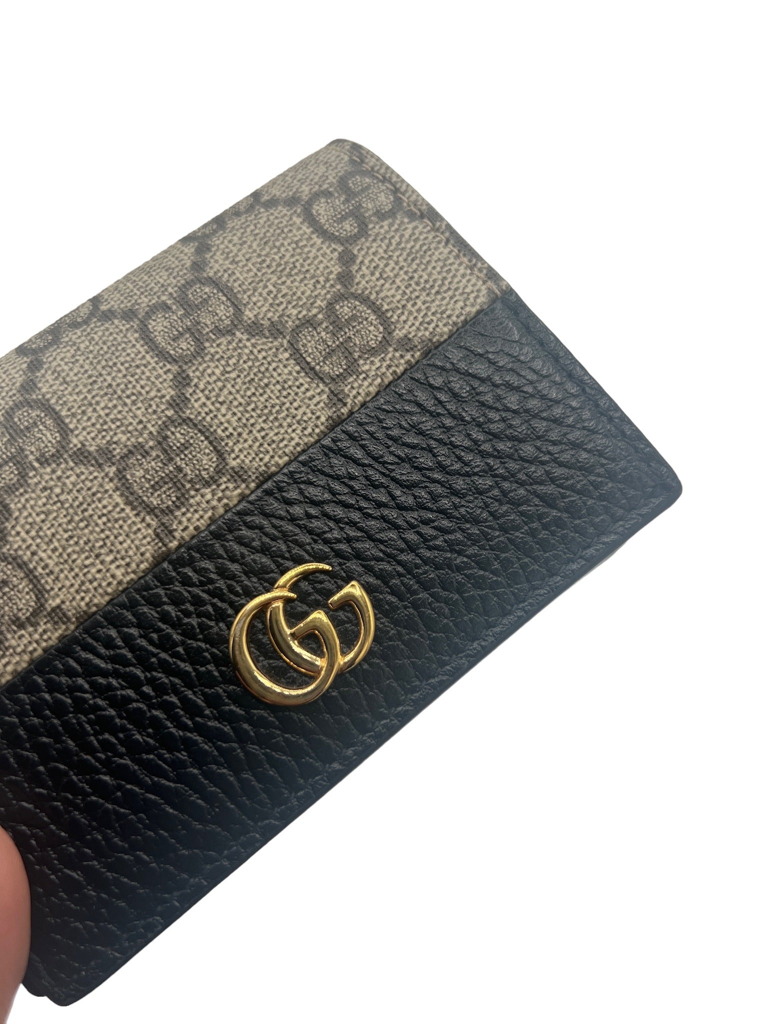 GUCCI - Cartera plegable de lona GG Marmont beige
