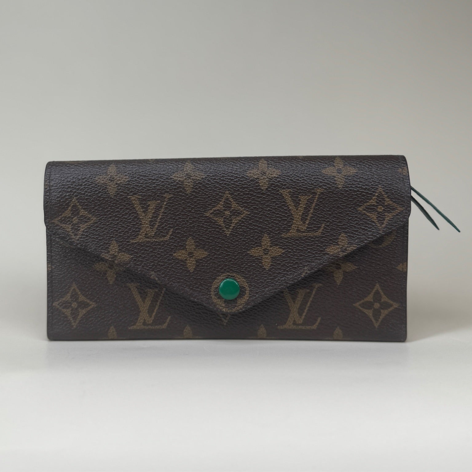 Cartera Josephine de lona con monograma LV de segunda mano, color verde