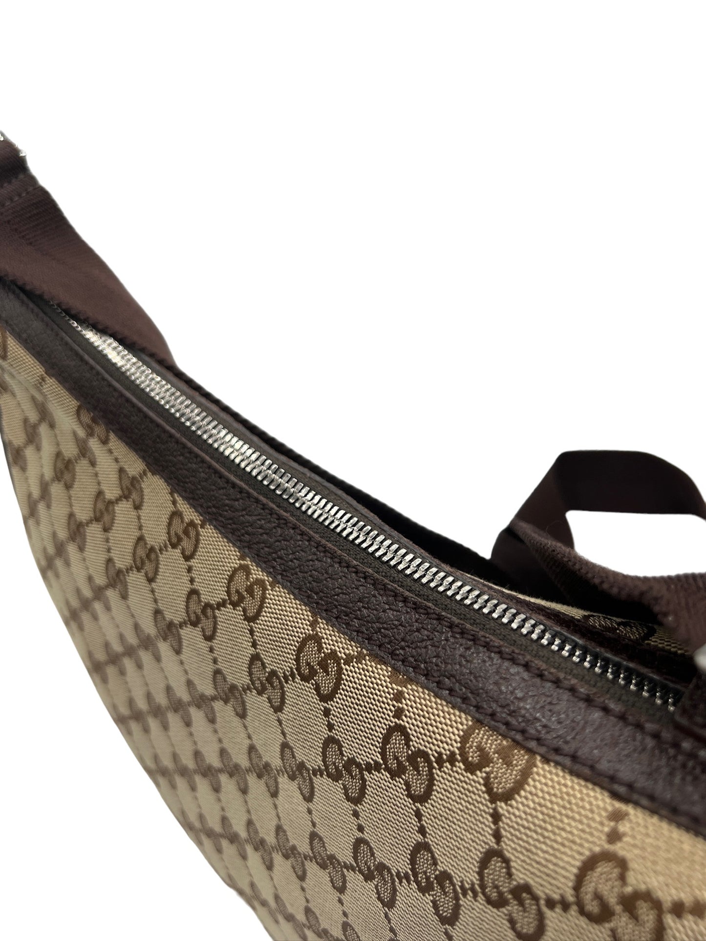 GUCCI - GG Beige Jacquard Shoulder Bag