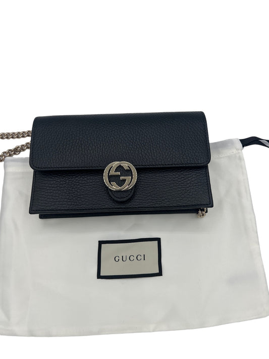 GUCCI - Bolso bandolera entrelazado con GG en color negro