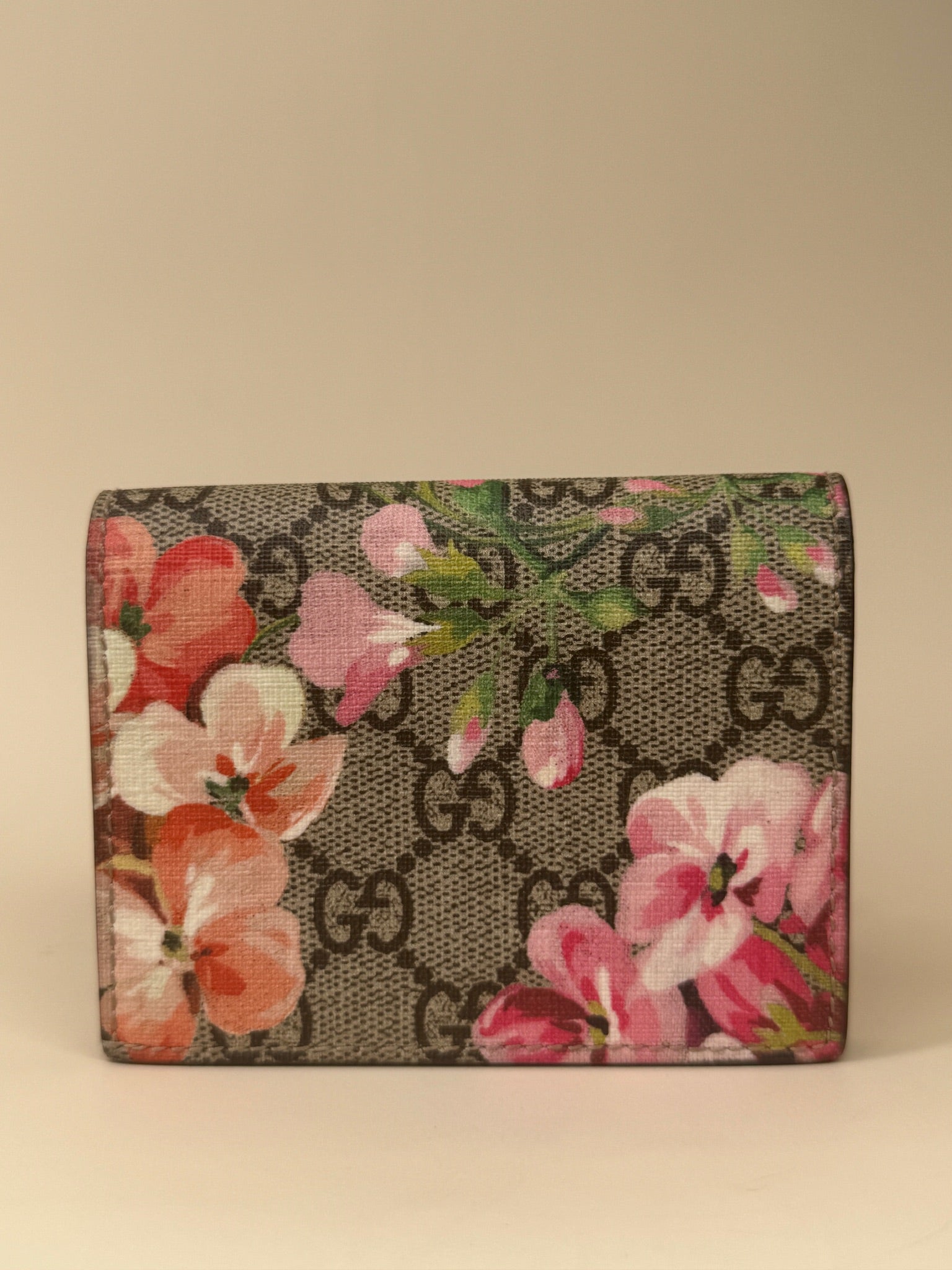 Estuche para tarjetas GG Supreme Monogram Blooms USADO