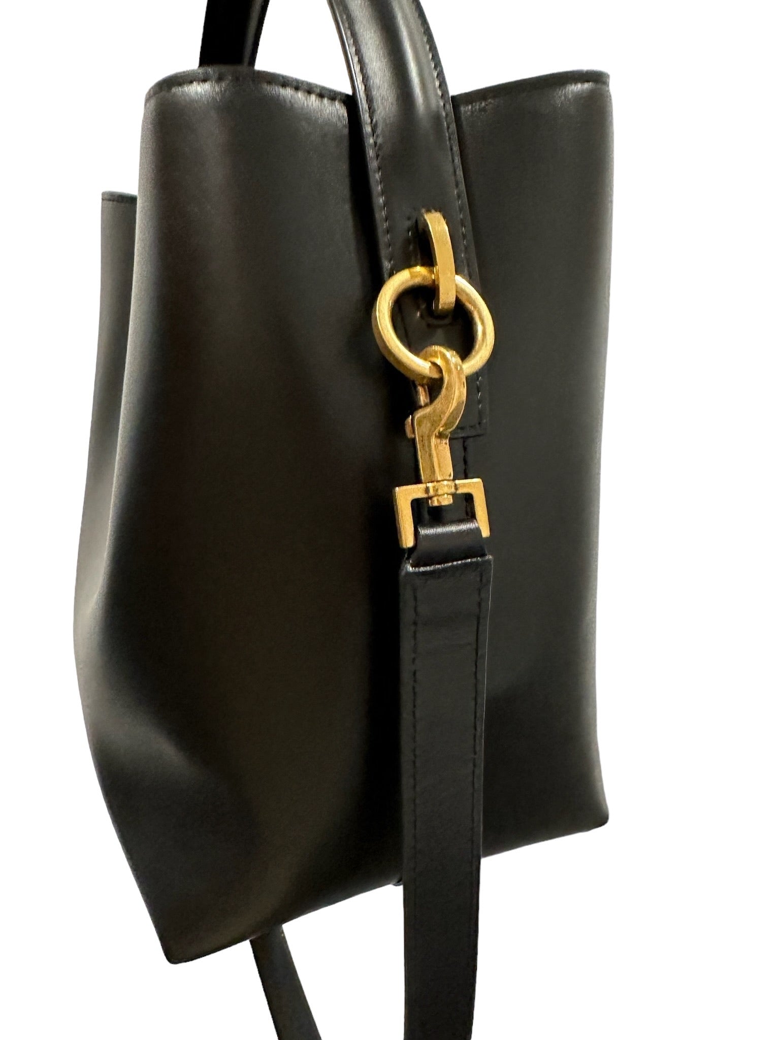 SAINT LAURENT - Black Smooth Leather Bucket Bag