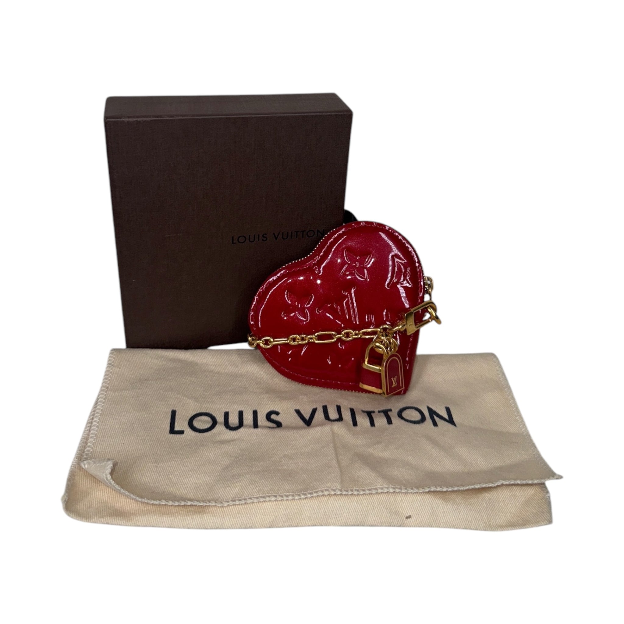 PRE-OWNED LV Red Vernis Heart Coin Purse