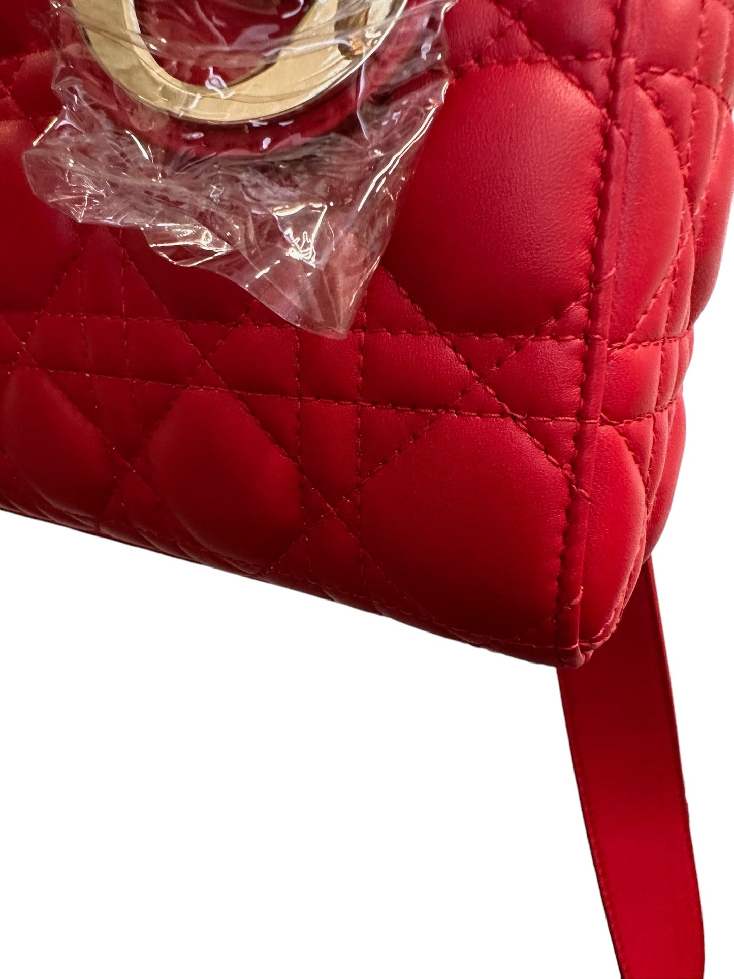 DIOR - Lady Dior Red Cannage Quilted Lambskin Small Amour