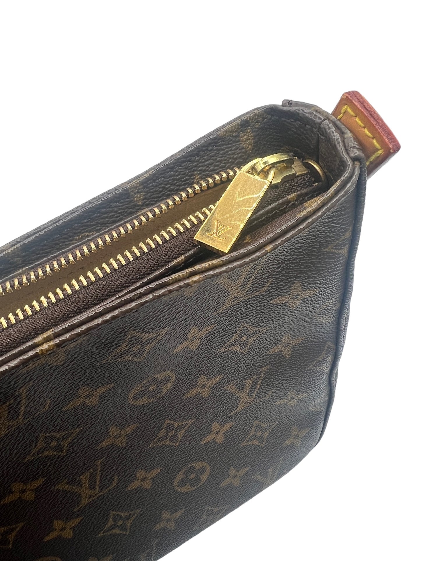 LOUIS VUITTON - Looping MM Monogram Shoulder Bag