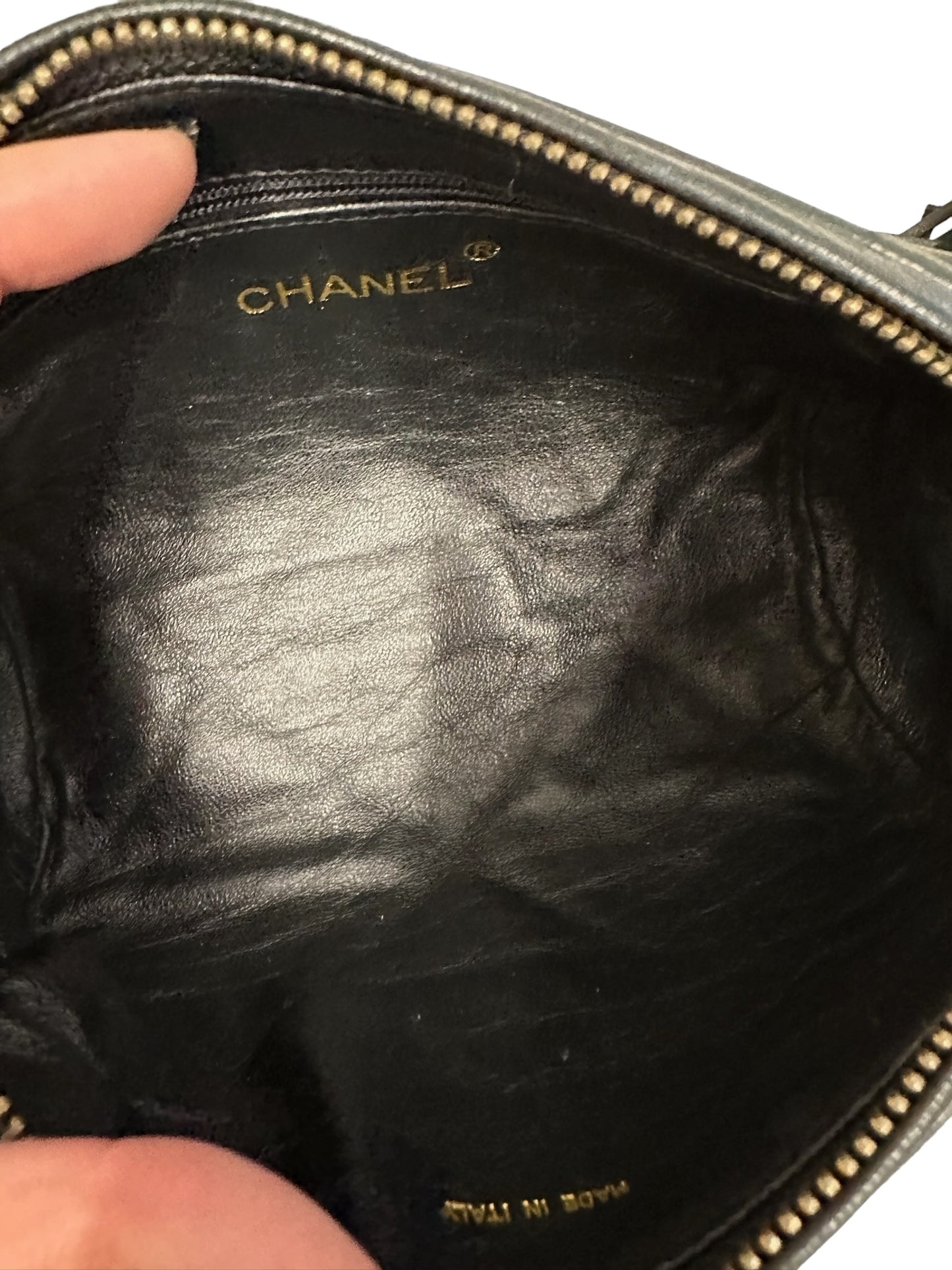 CHANEL - Vintage Black Quilted Lambskin Diamond CC Barrel Bag