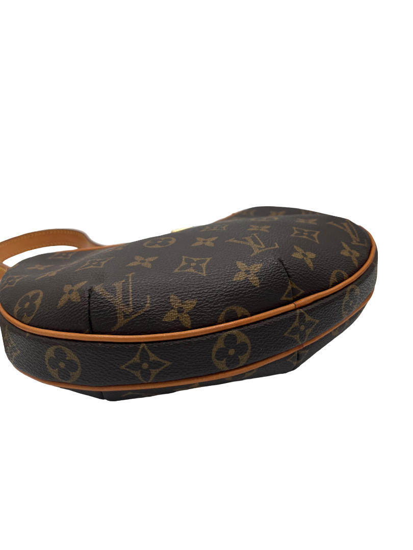 LOUIS VUITTON - Bolso Croissant PM