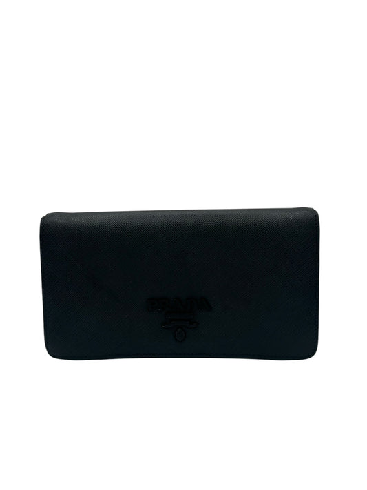 PRADA - Bolso bandolera bidireccional de WOC negro mate