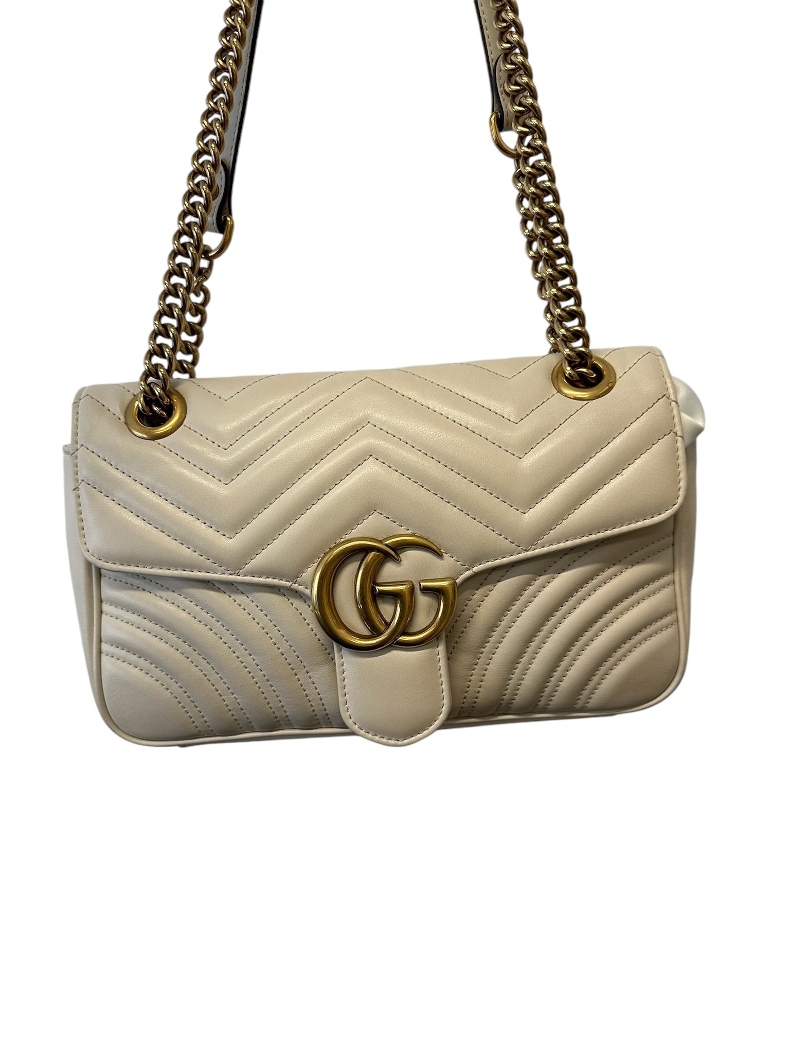 GUCCI - Bolso pequeño GG Marmont de piel de becerro matelasse blanca