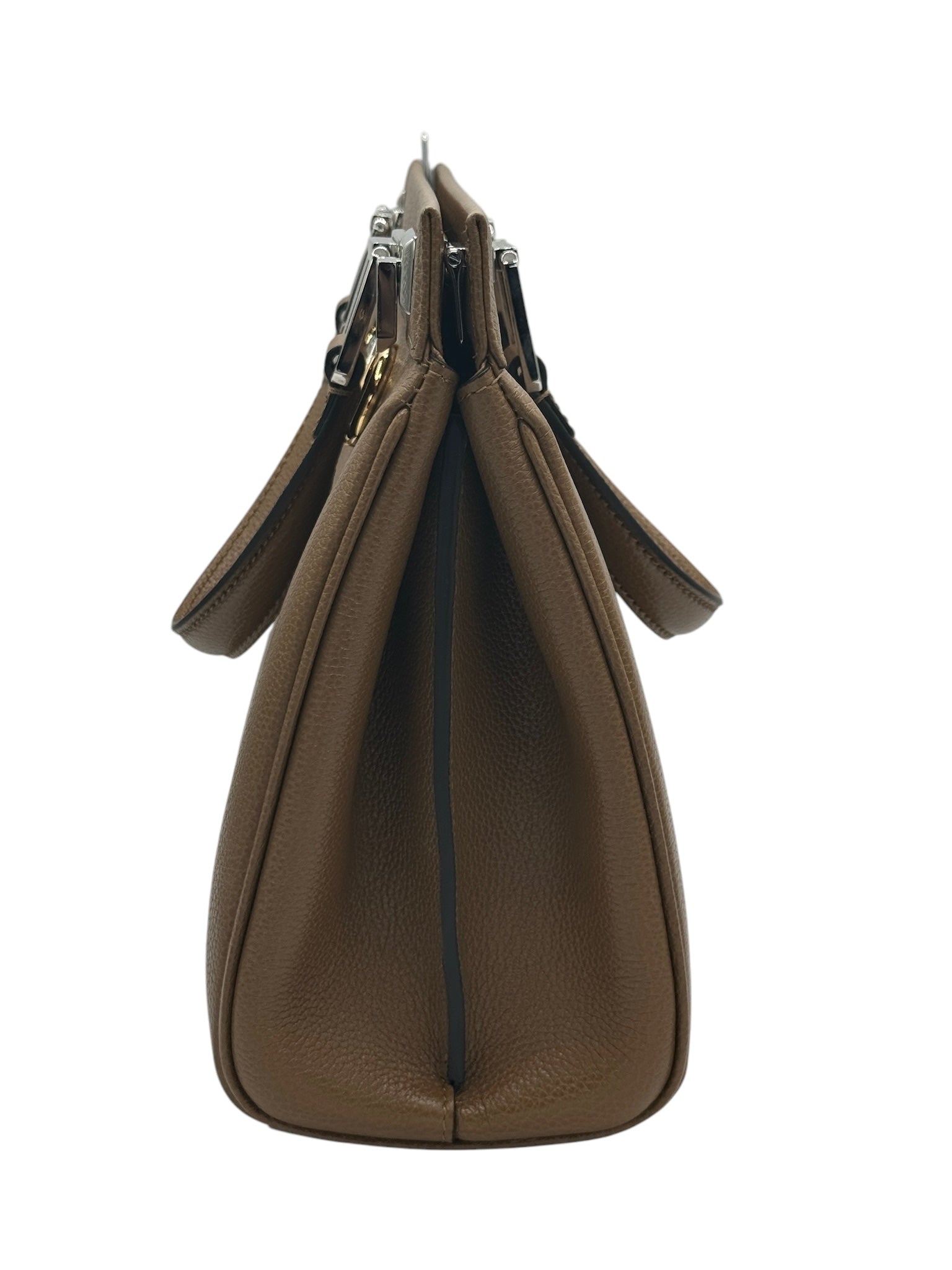 Bolso de hombro mediano de piel de becerro granulada marrón GG Zumi de segunda mano