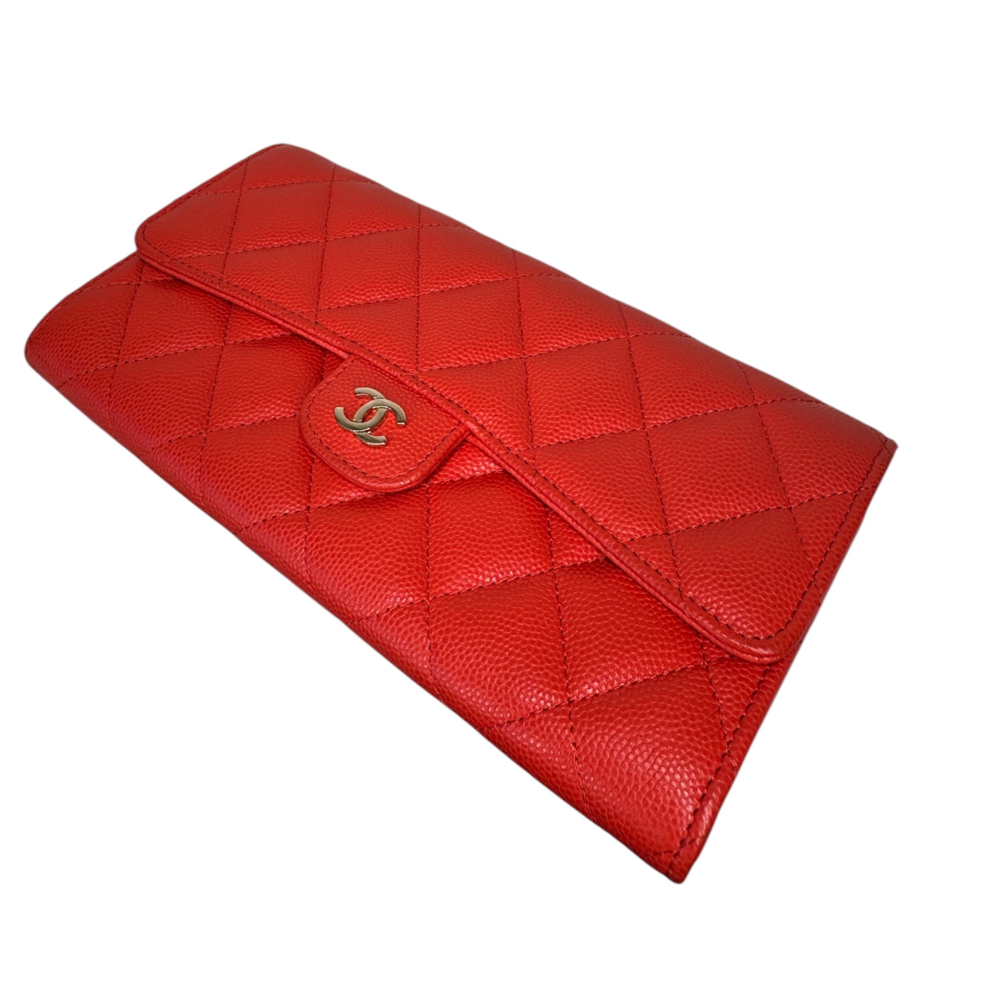 Cartera con solapa y fuelle grande CC Orange Caviar de segunda mano