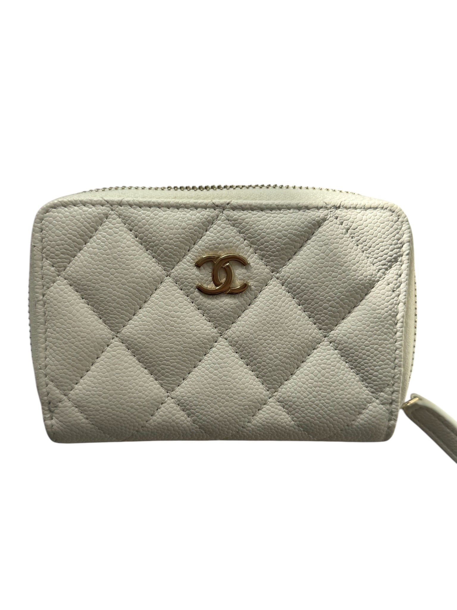 Monedero con cremallera y diseño de caviar acolchado blanco CC 24B USADO