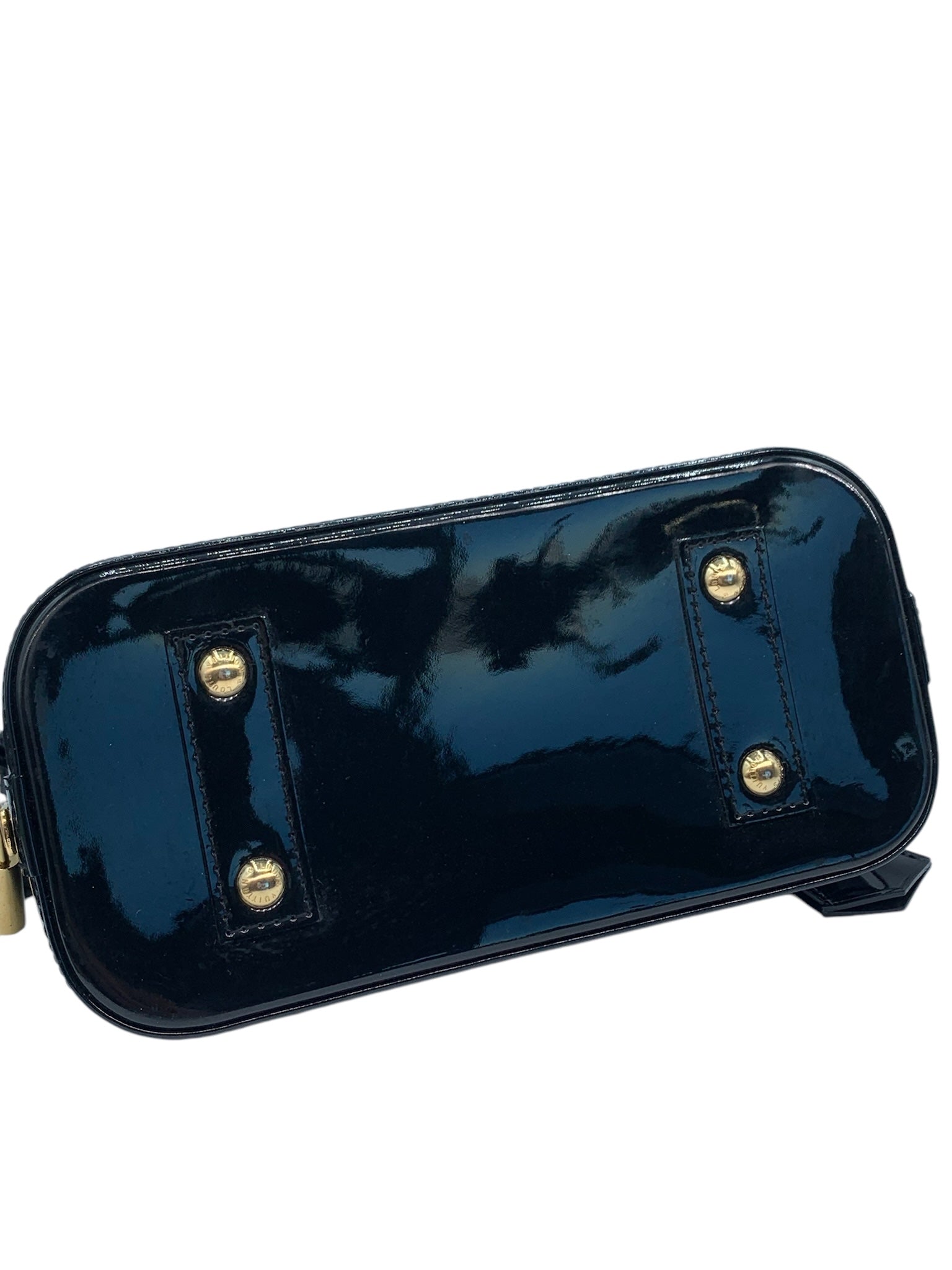 Bolso de hombro Alma BB de Vernis en color negro de LV USADO